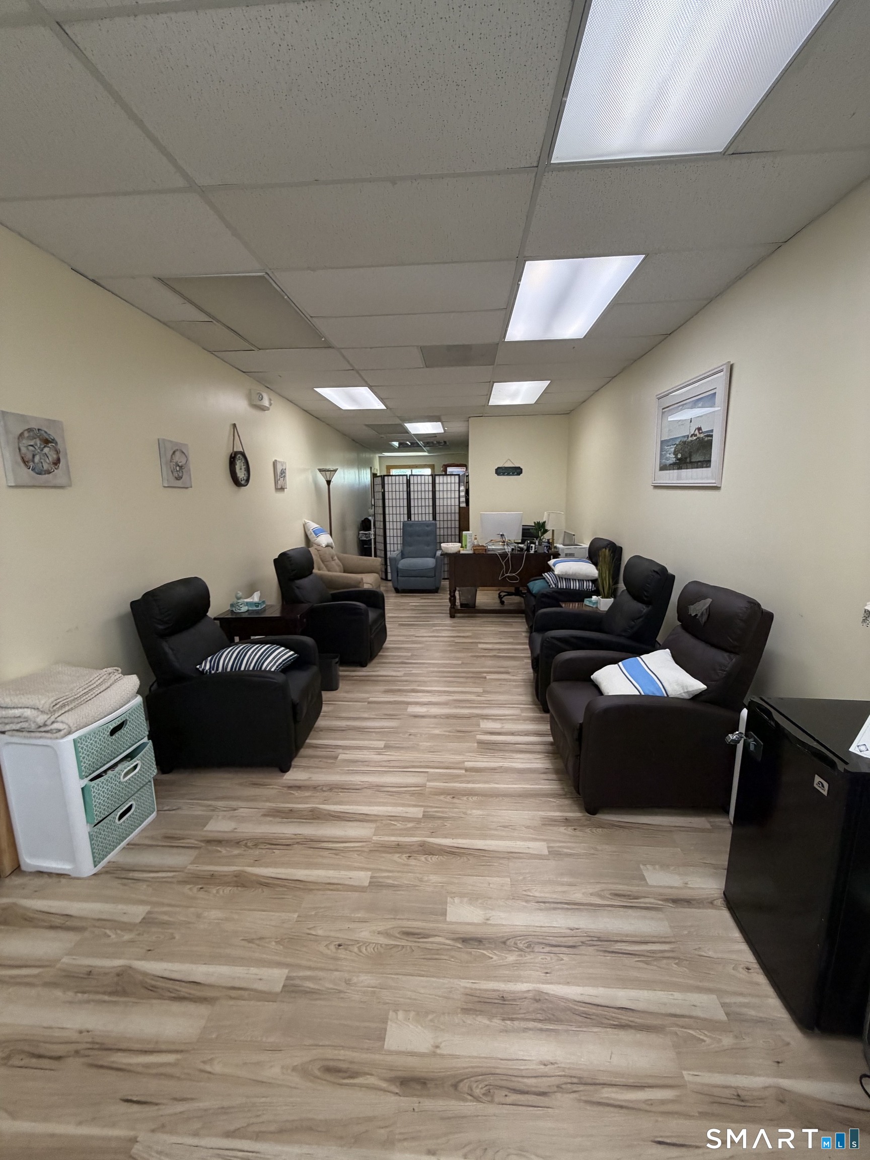 170 Flanders Road C5 & C6