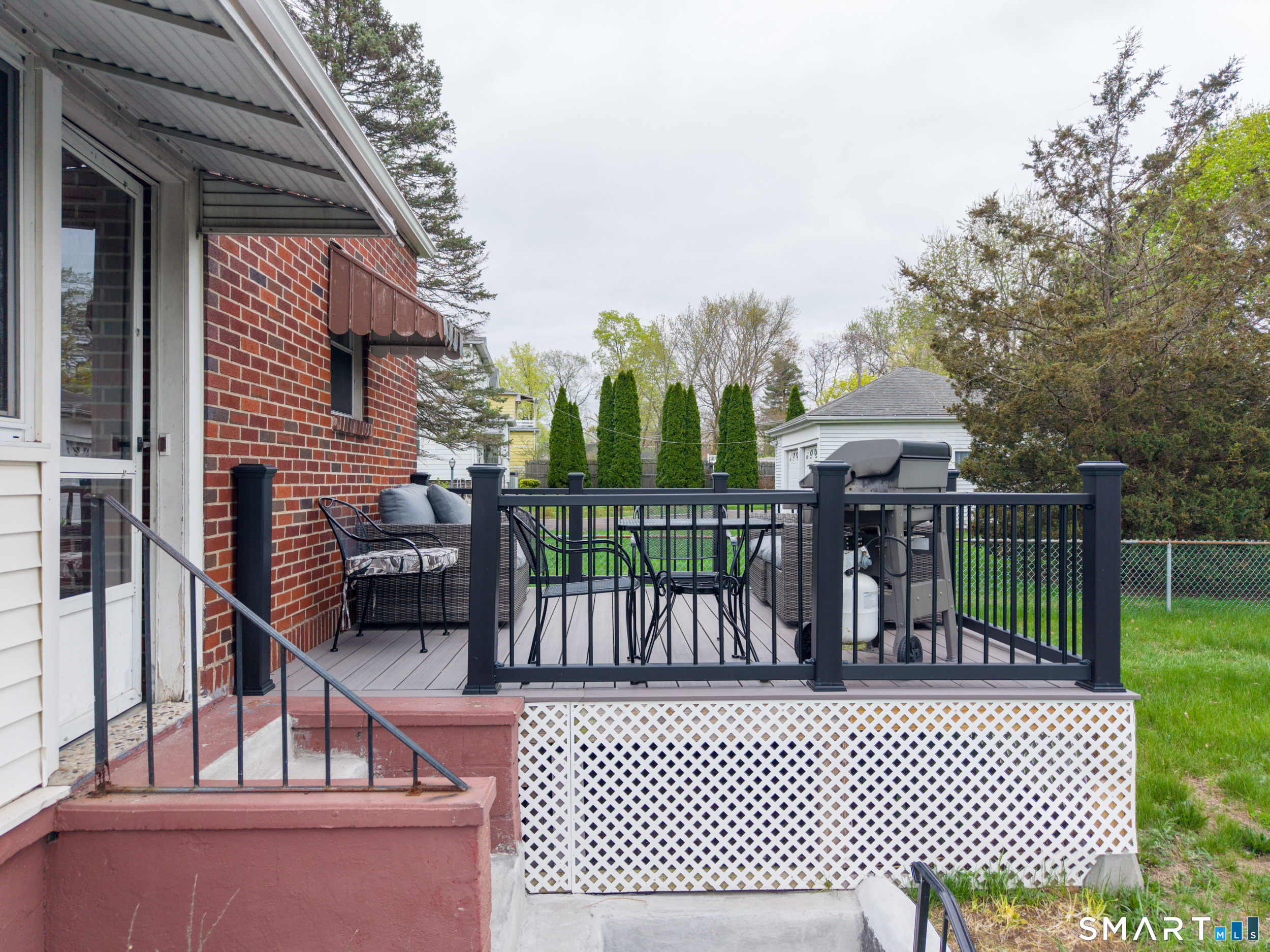 236 Hall Avenue photo 24