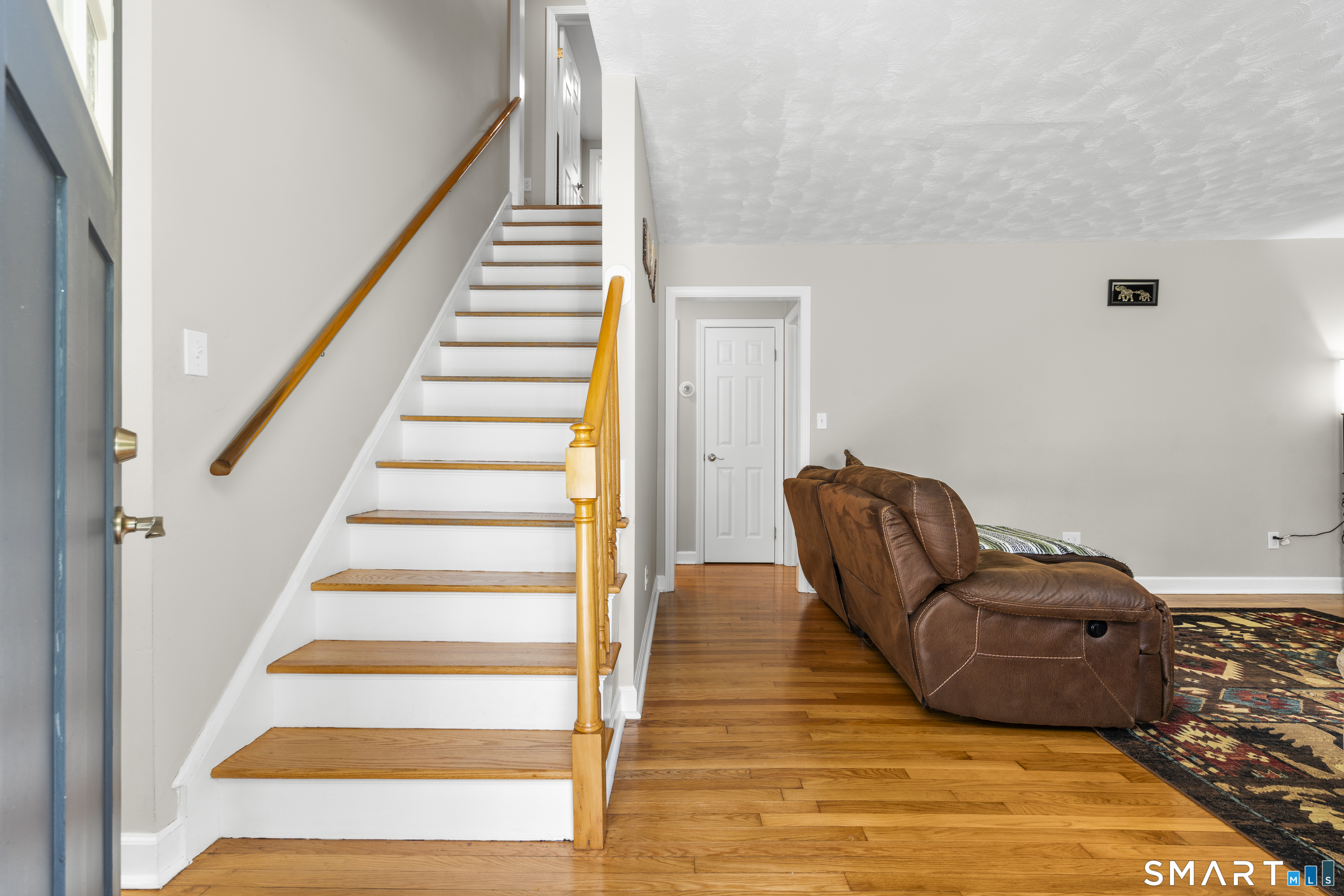 2065 Reservoir Avenue photo 6