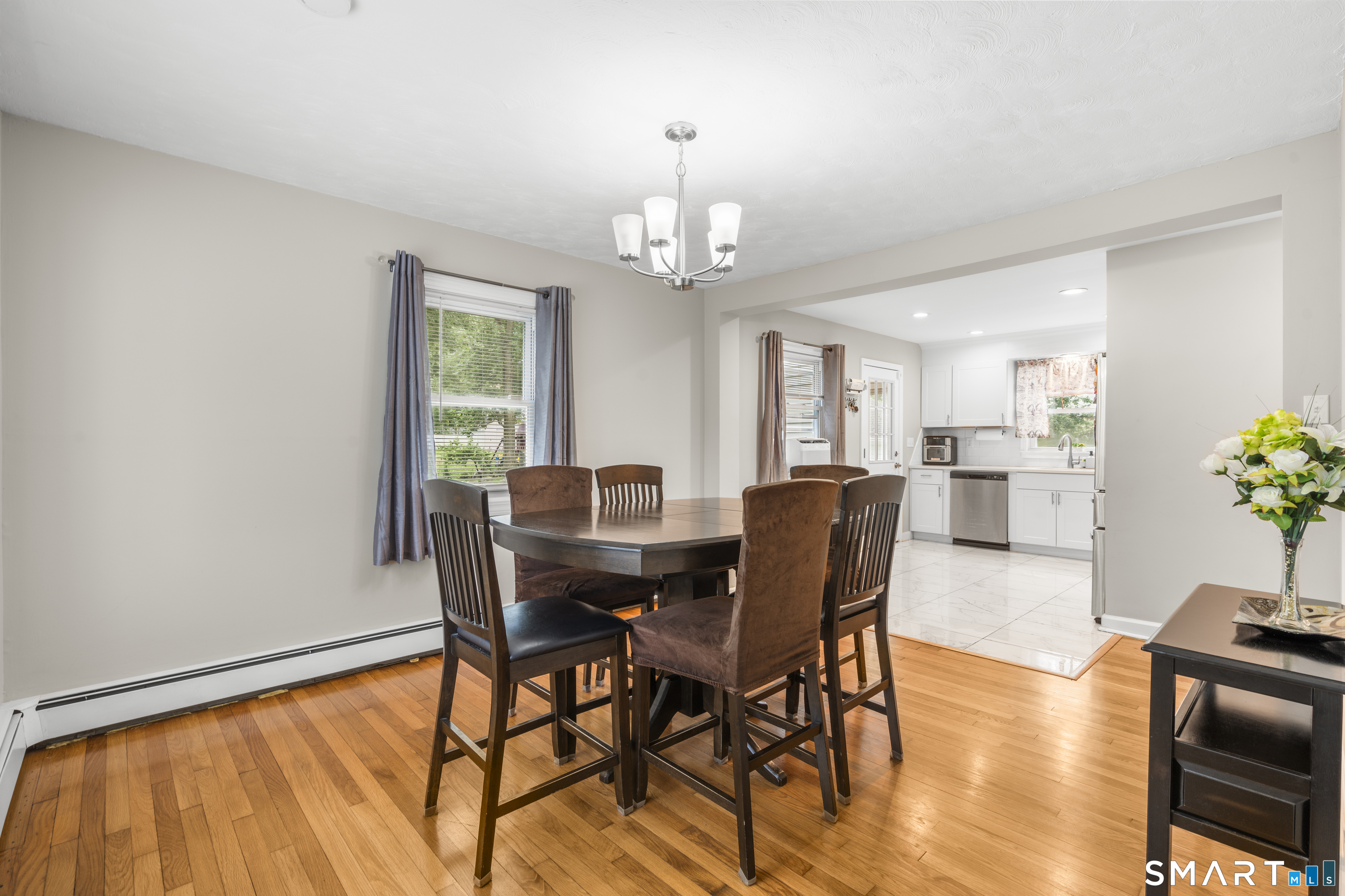 2065 Reservoir Avenue photo 9