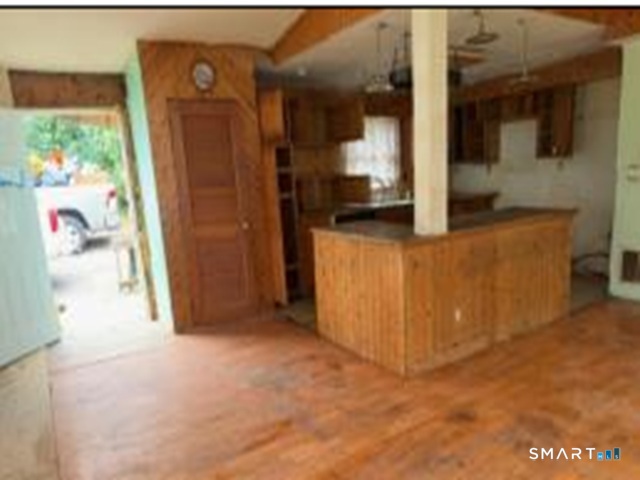 Homes for sale in Milford, CT | 45 Highview Ave, Milford, CT 06460 | MLS# 24194330