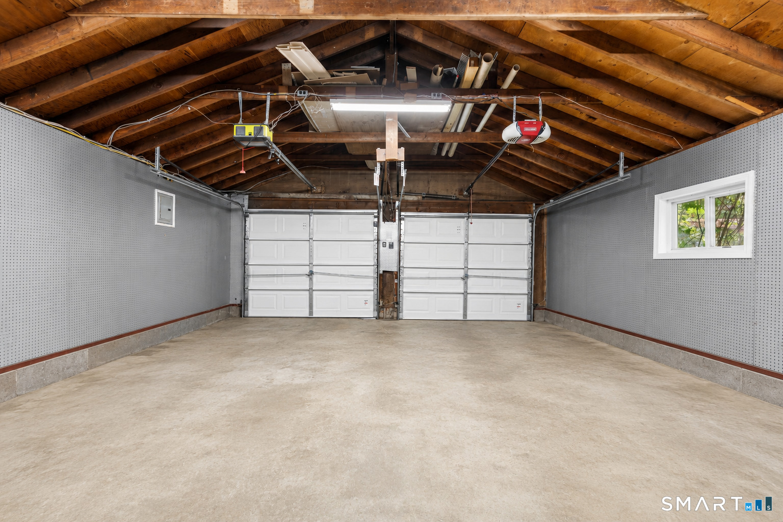 2065 Reservoir Avenue photo 27