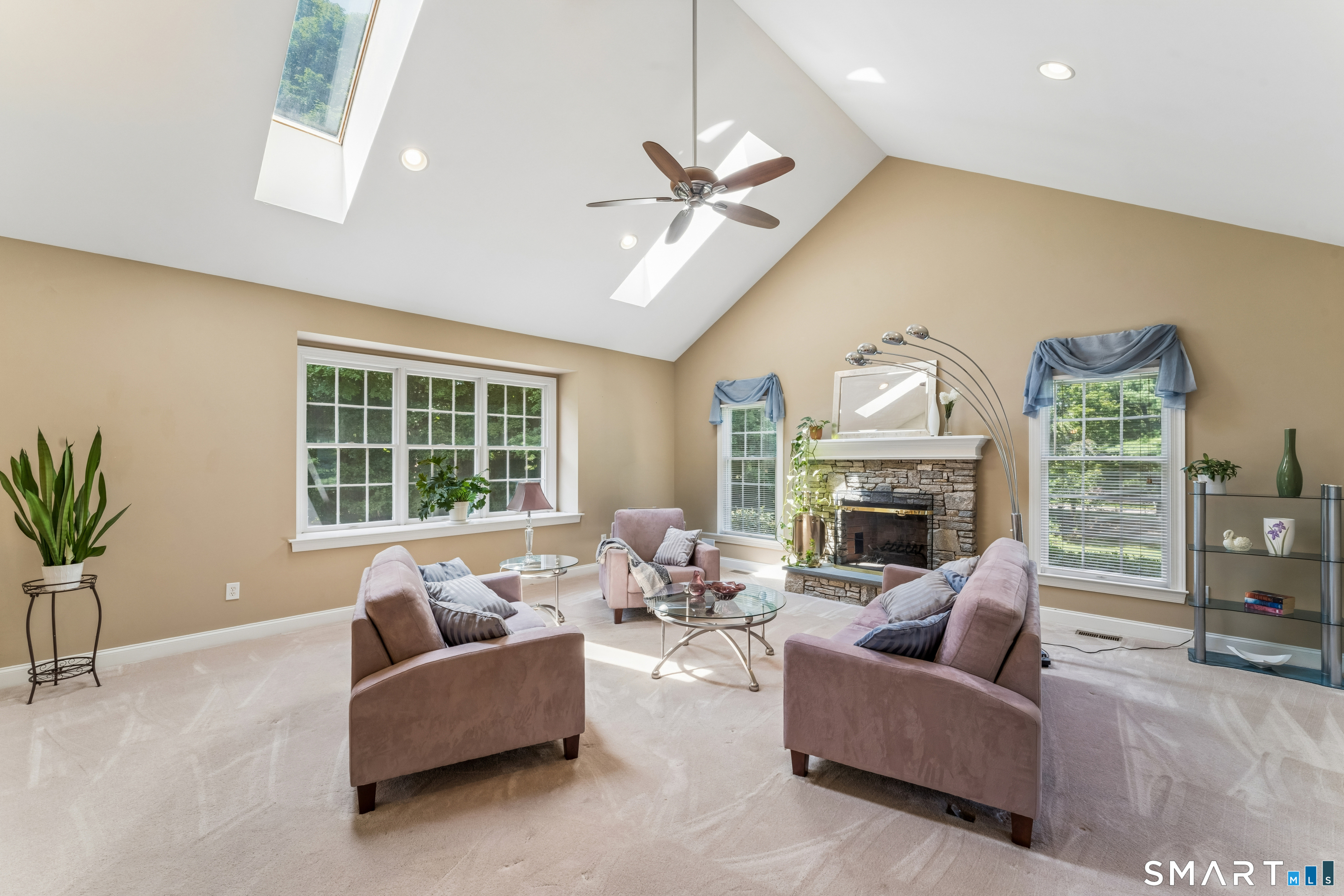 2 Pond View Drive photo 18