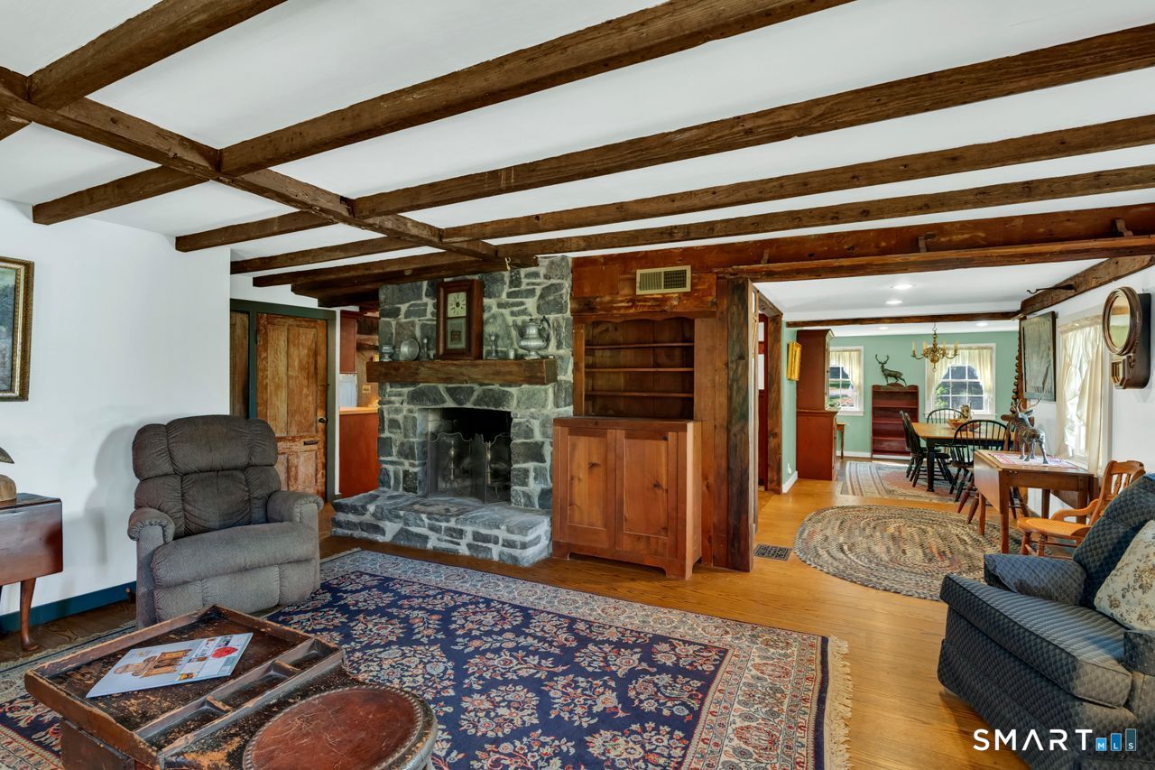 369 Saybrook Road photo 6