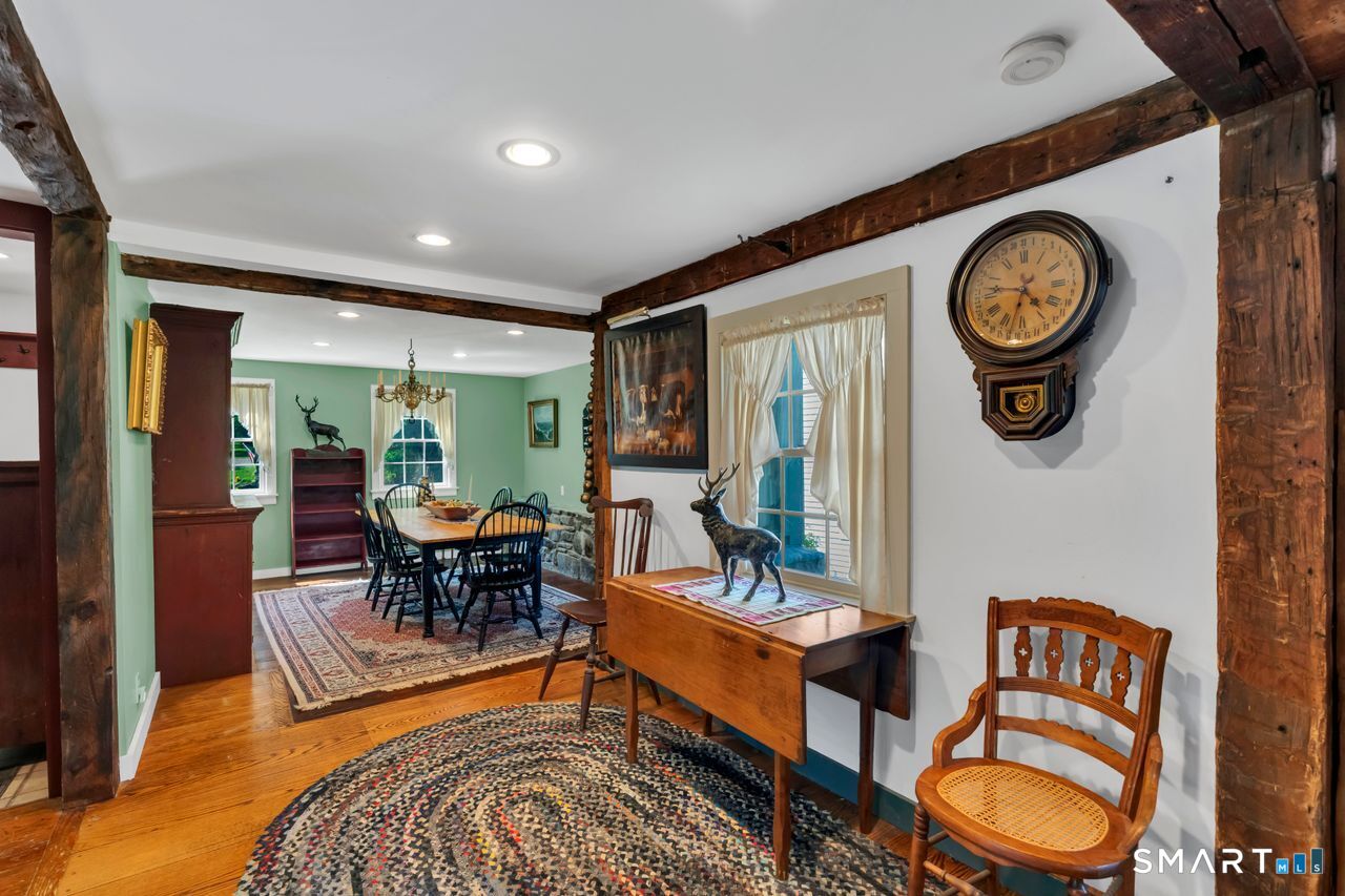 369 Saybrook Road photo 10
