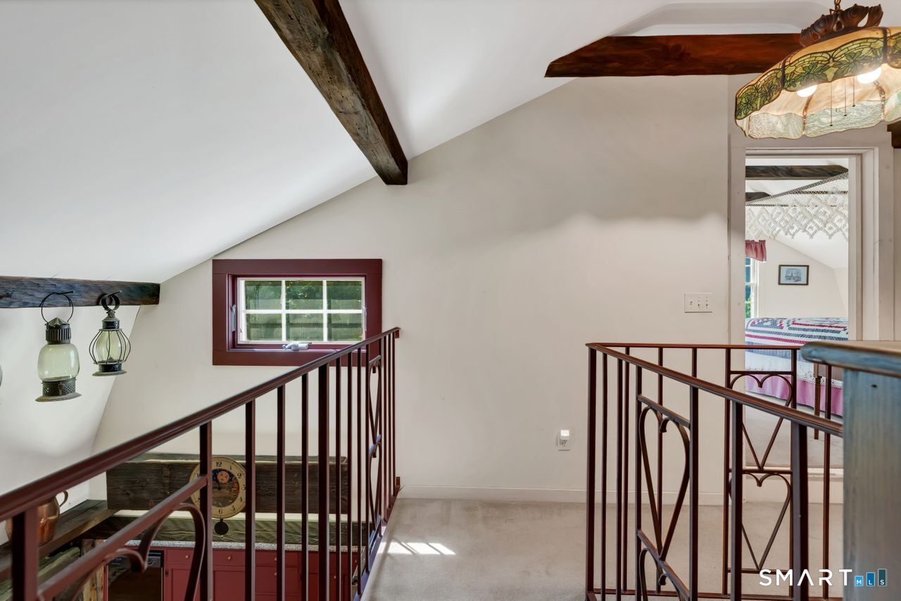 369 Saybrook Road photo 15