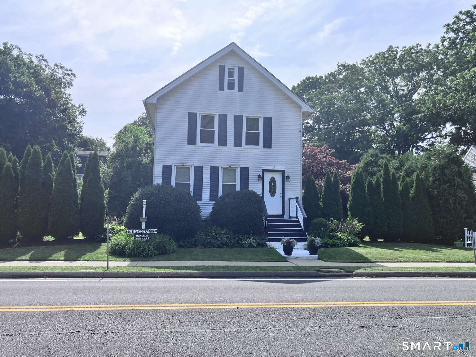 Homes for sale in Guilford, CT | 294 Church St, Guilford, CT 06437 | MLS# 24159857
