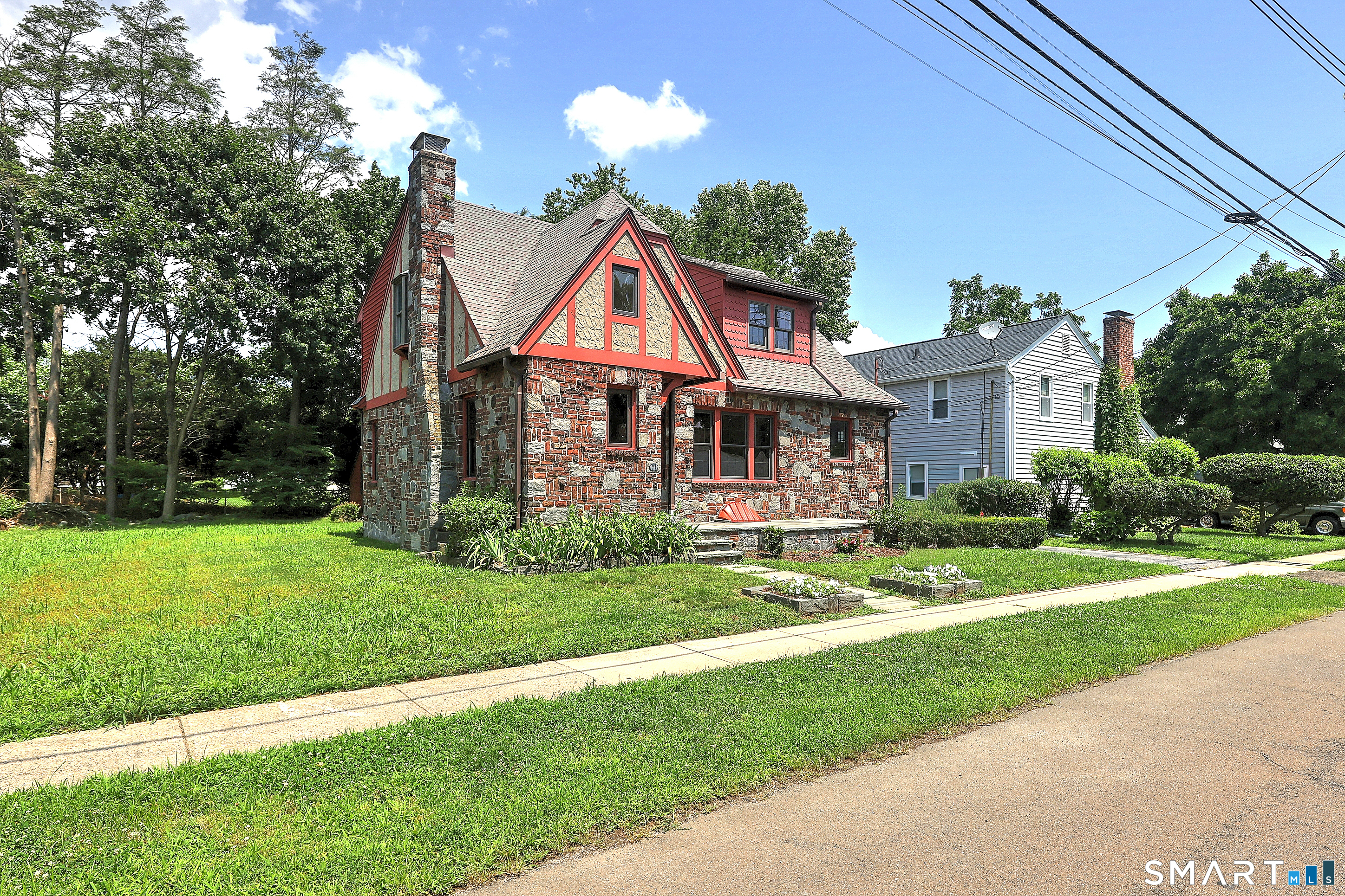Homes for sale in Stratford, CT | 44 Ulrich Rd, Stratford, CT 06614 | MLS# 24179663