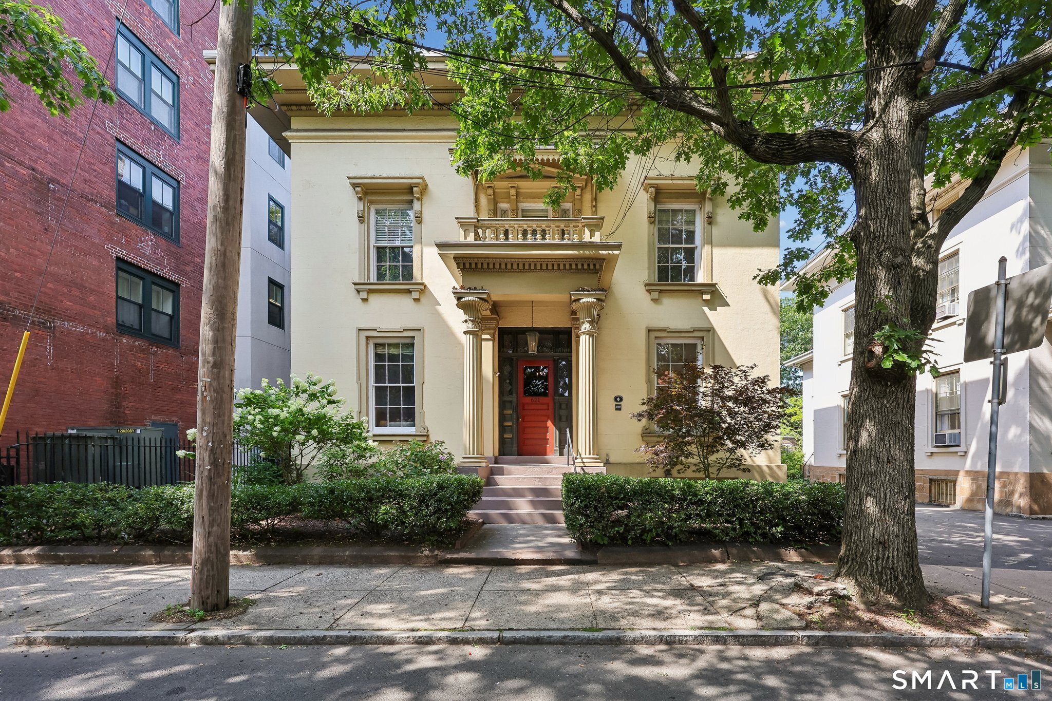 621 Chapel Street