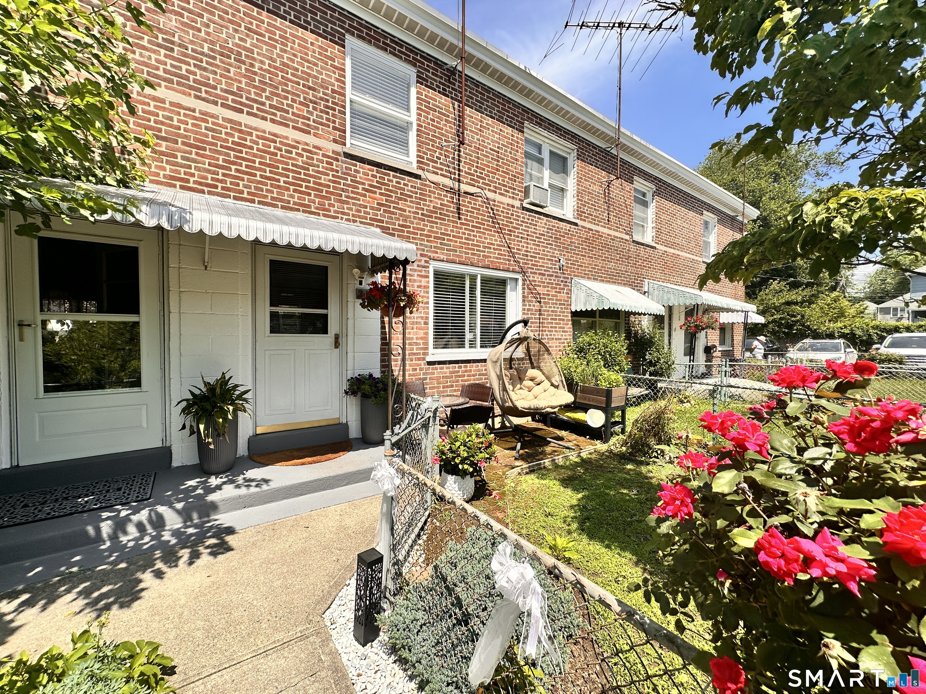 Featured Listing Photo