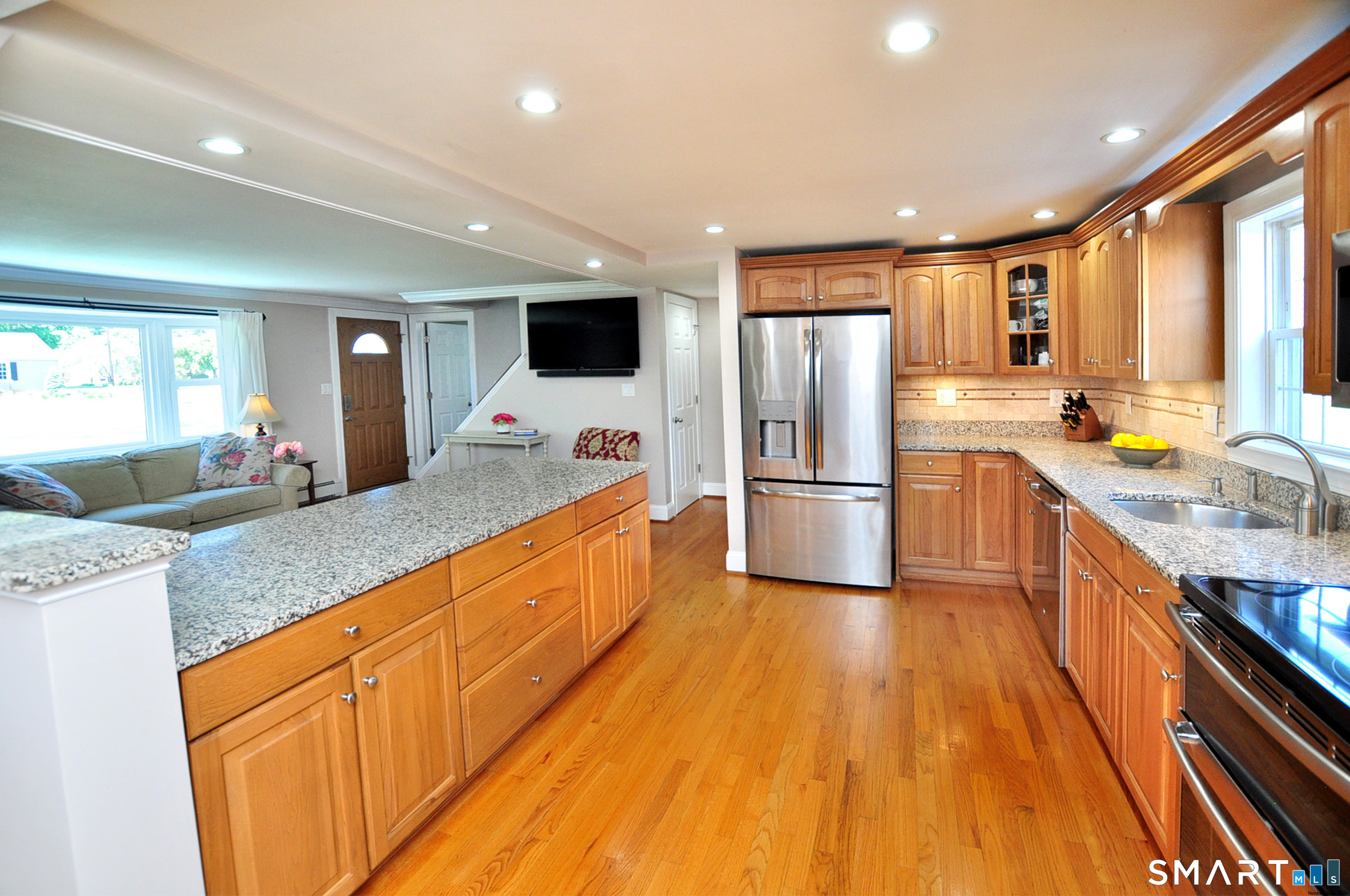 3rd image of 26 Village Rd, Simsbury, CT 06070 | MLS# 24193852