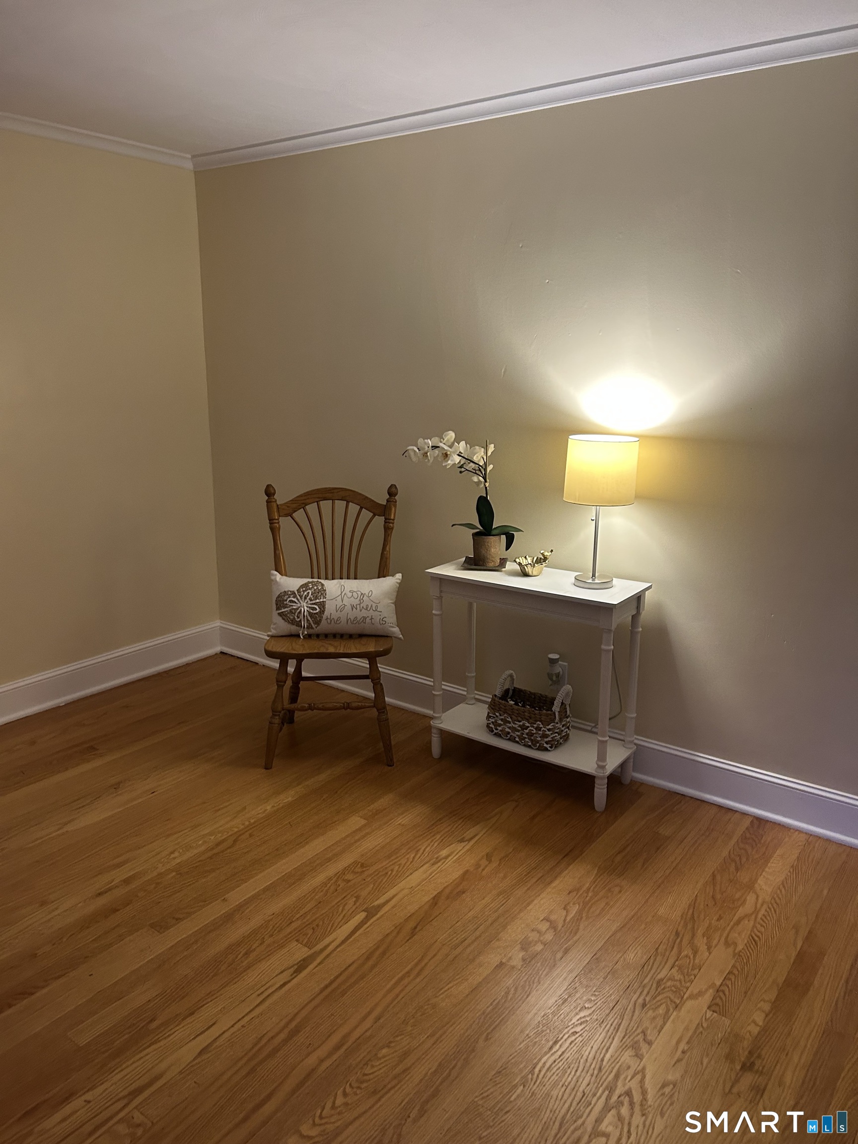 406 Oakwood Avenue photo 9