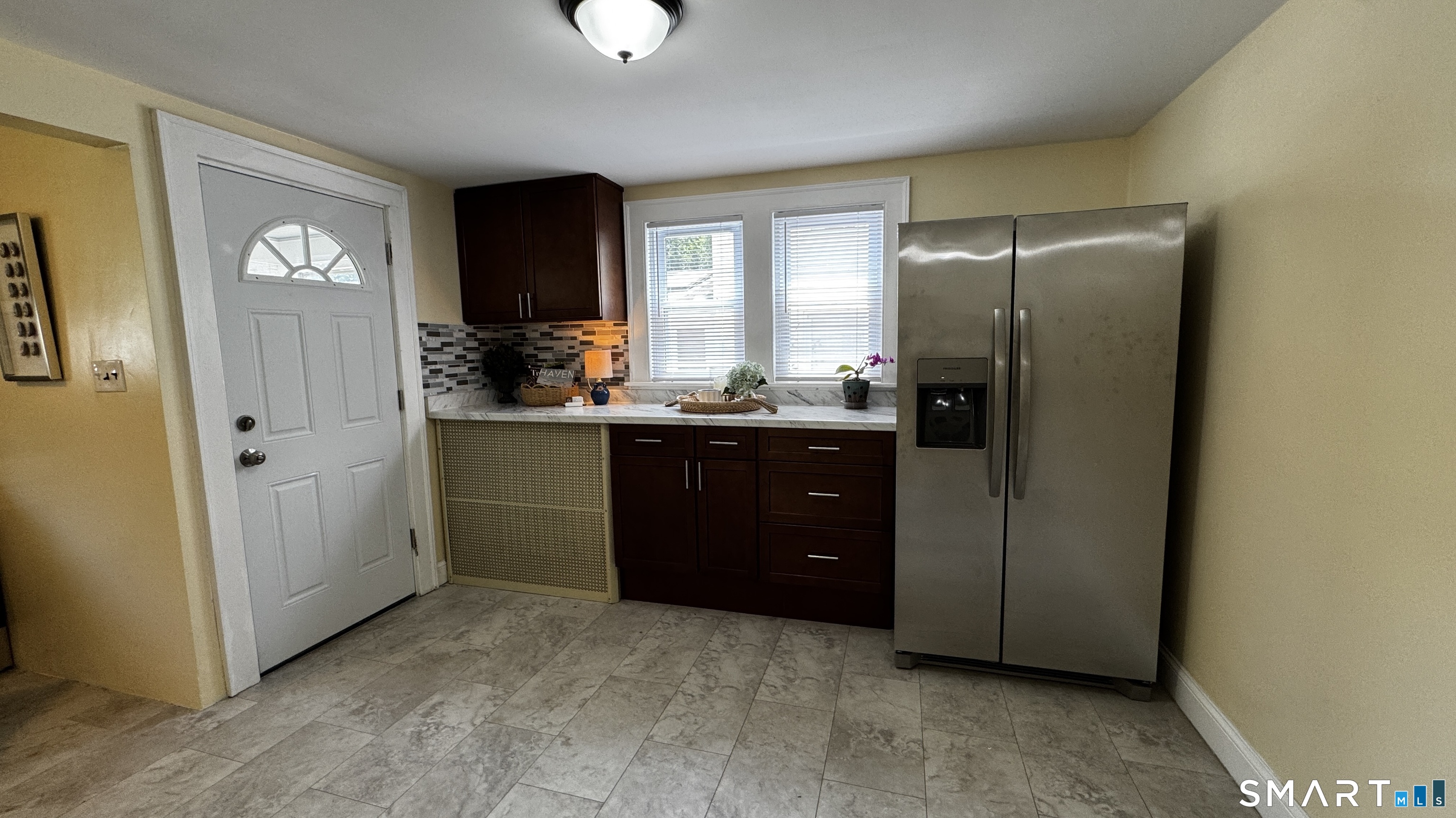 406 Oakwood Avenue photo 6
