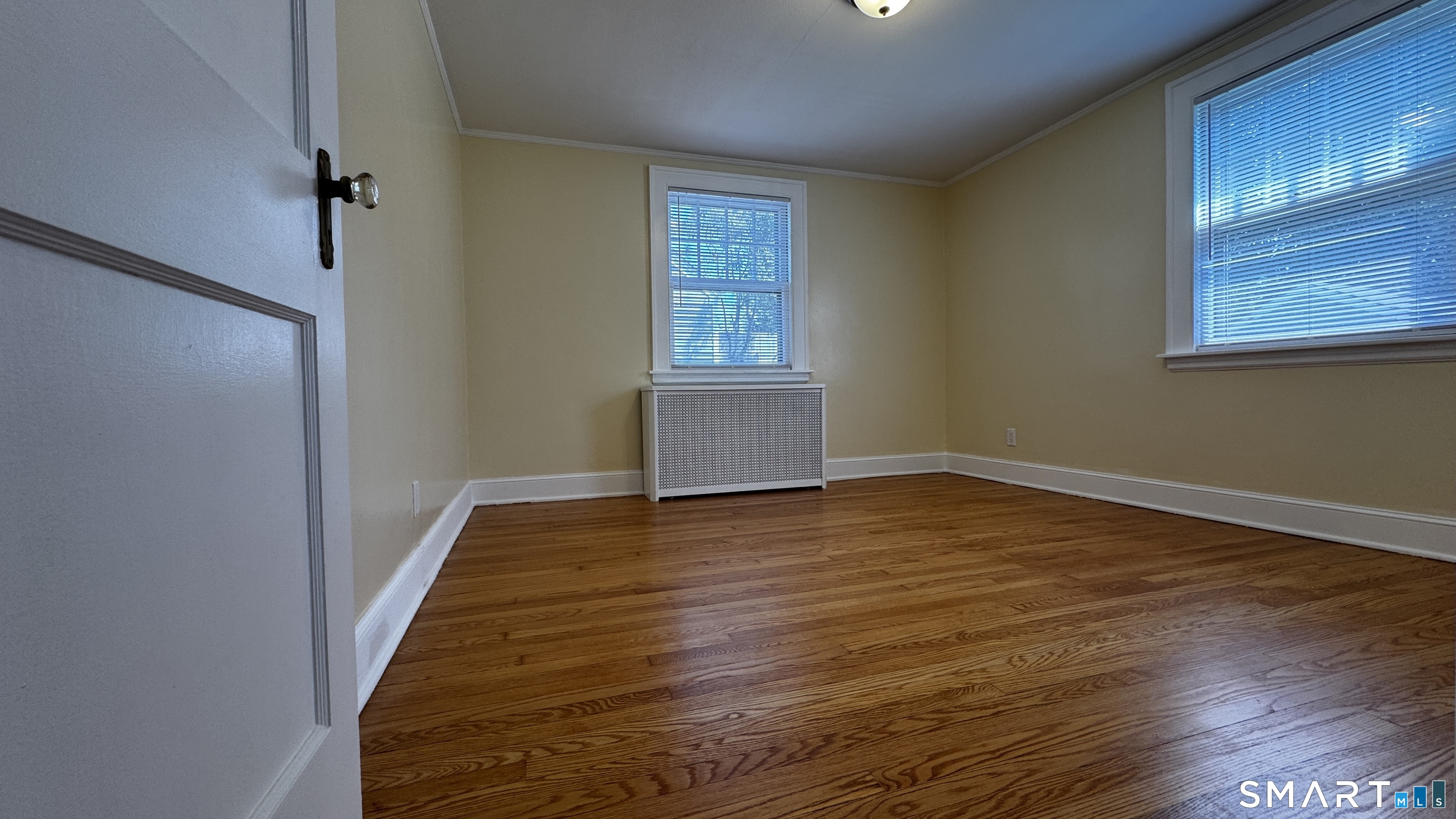 406 Oakwood Avenue photo 11