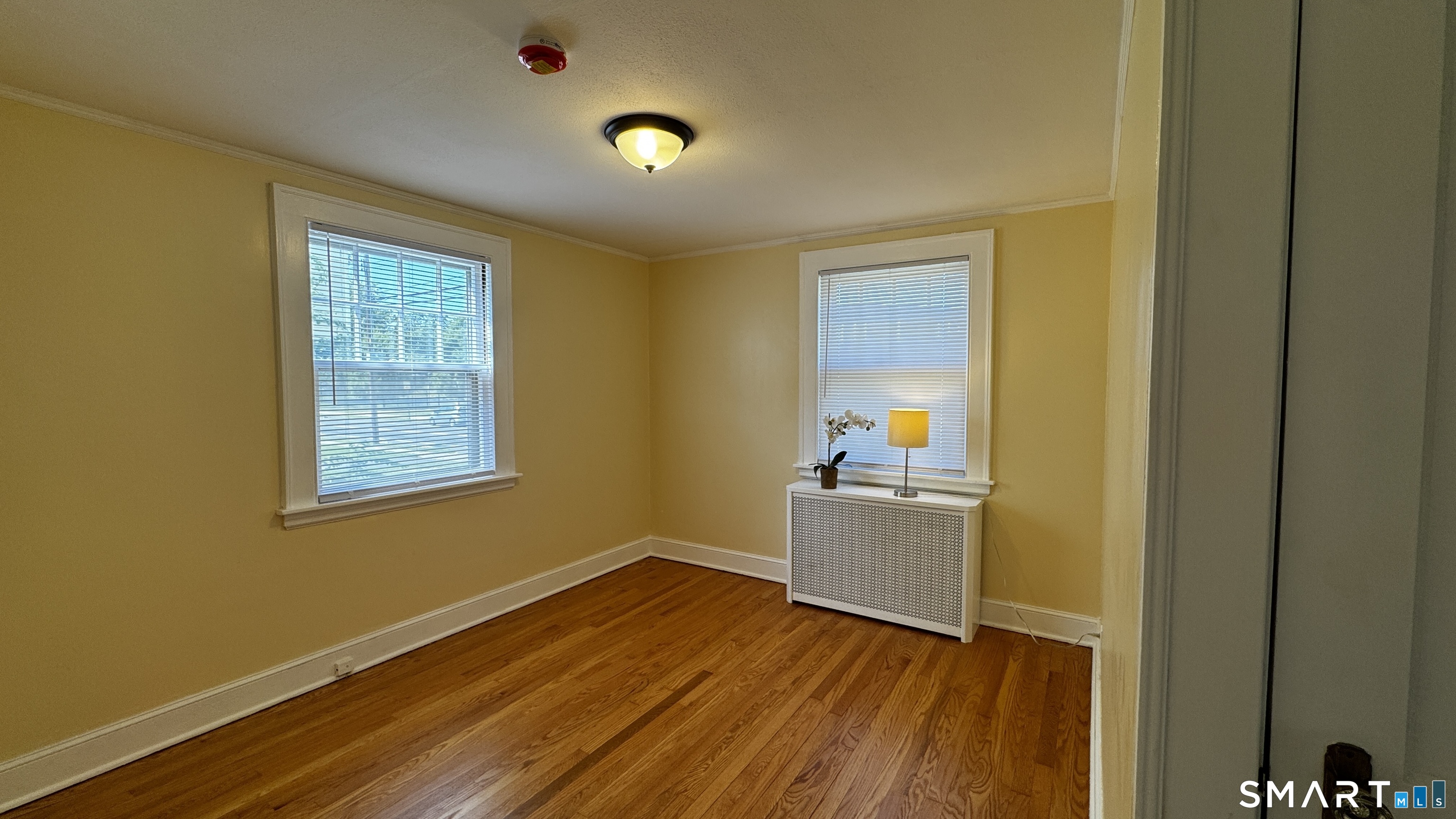 406 Oakwood Avenue photo 10