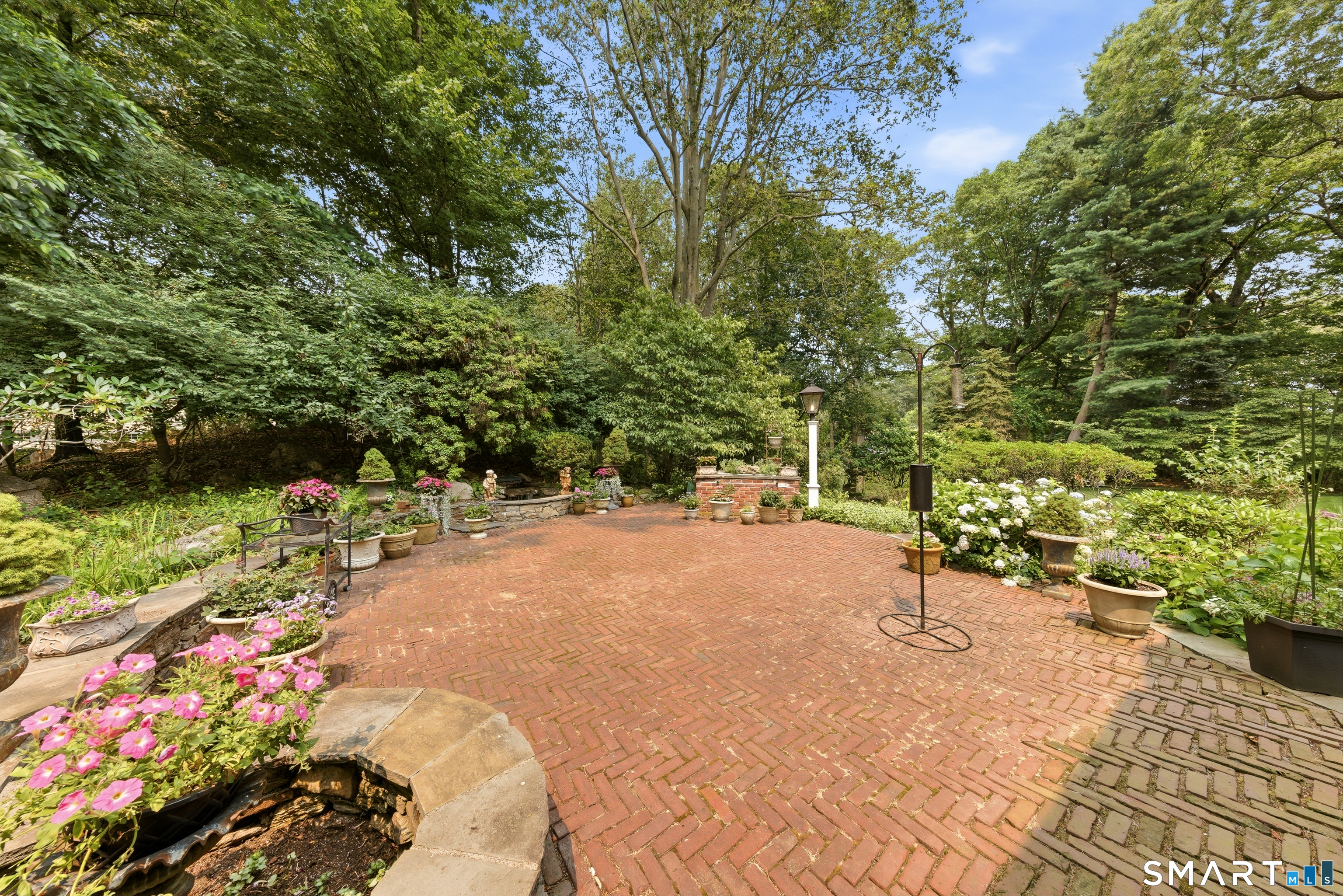 50 Brookbend Road photo 36