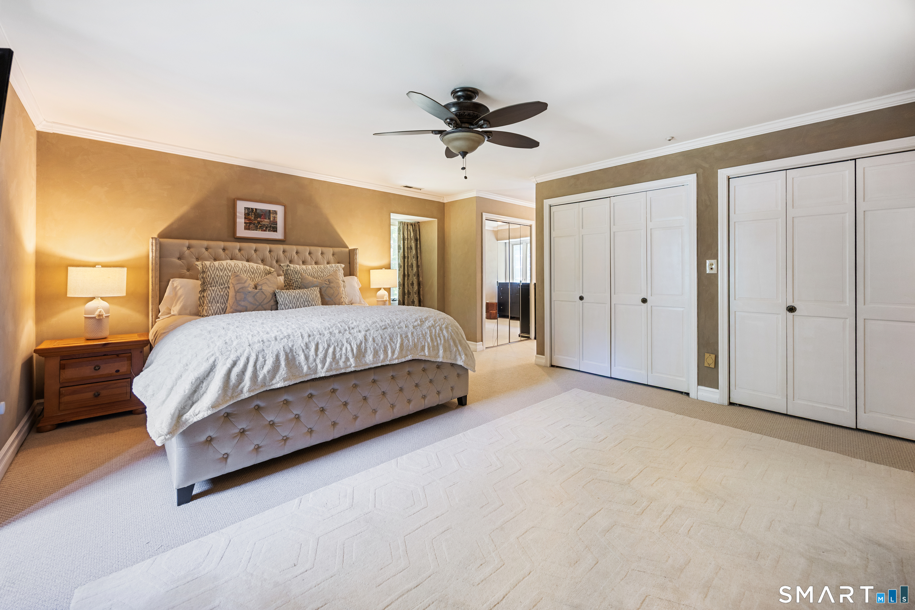 570 Riverside Drive photo 23
