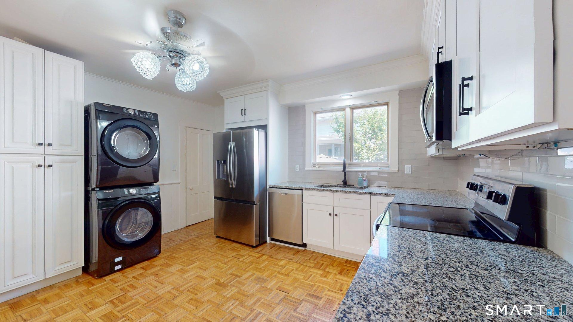 5th image of 8 Chestnut St, Windsor Locks, CT 06096 | MLS# 24192371