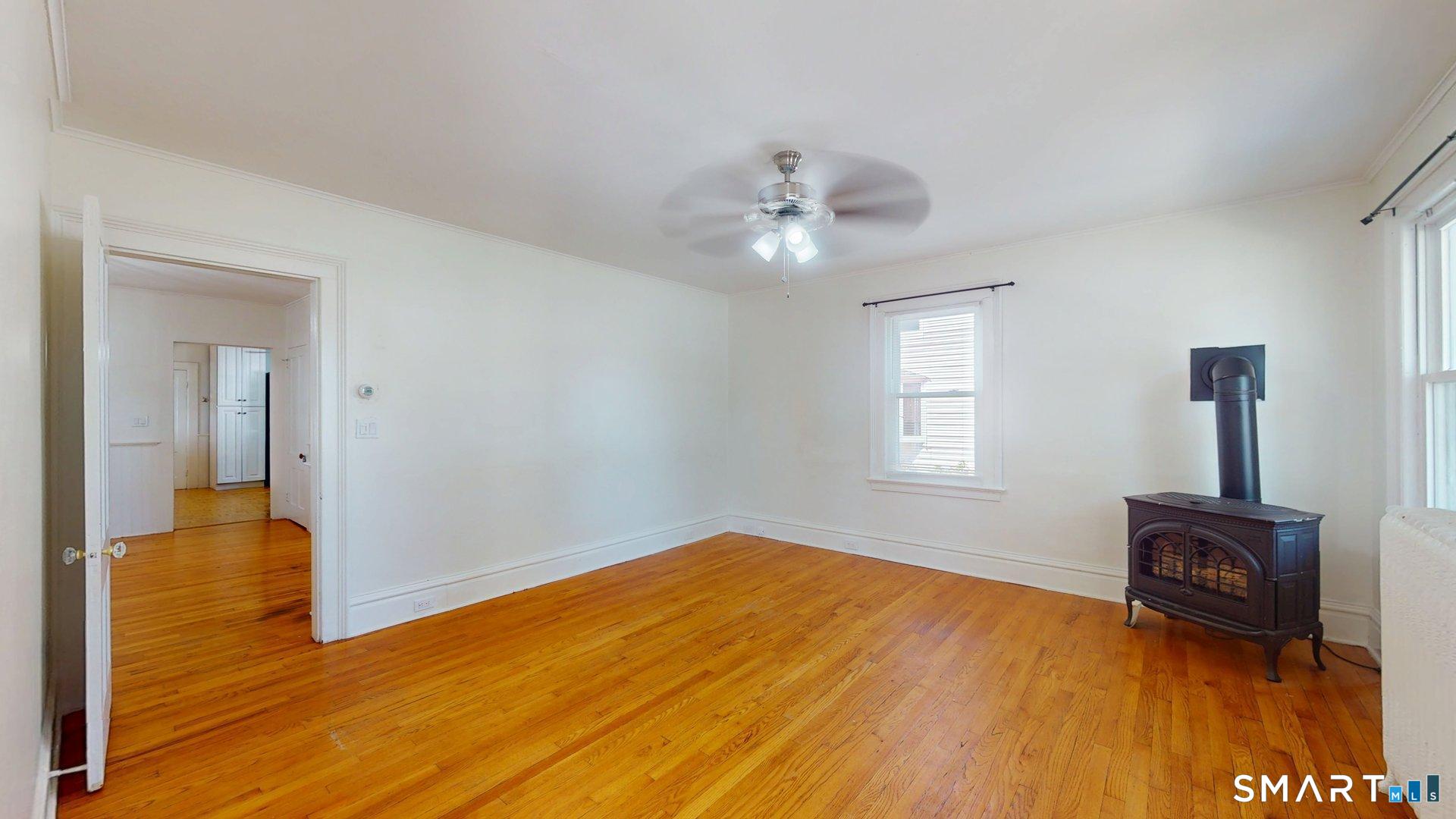 8 Chestnut Street photo 14