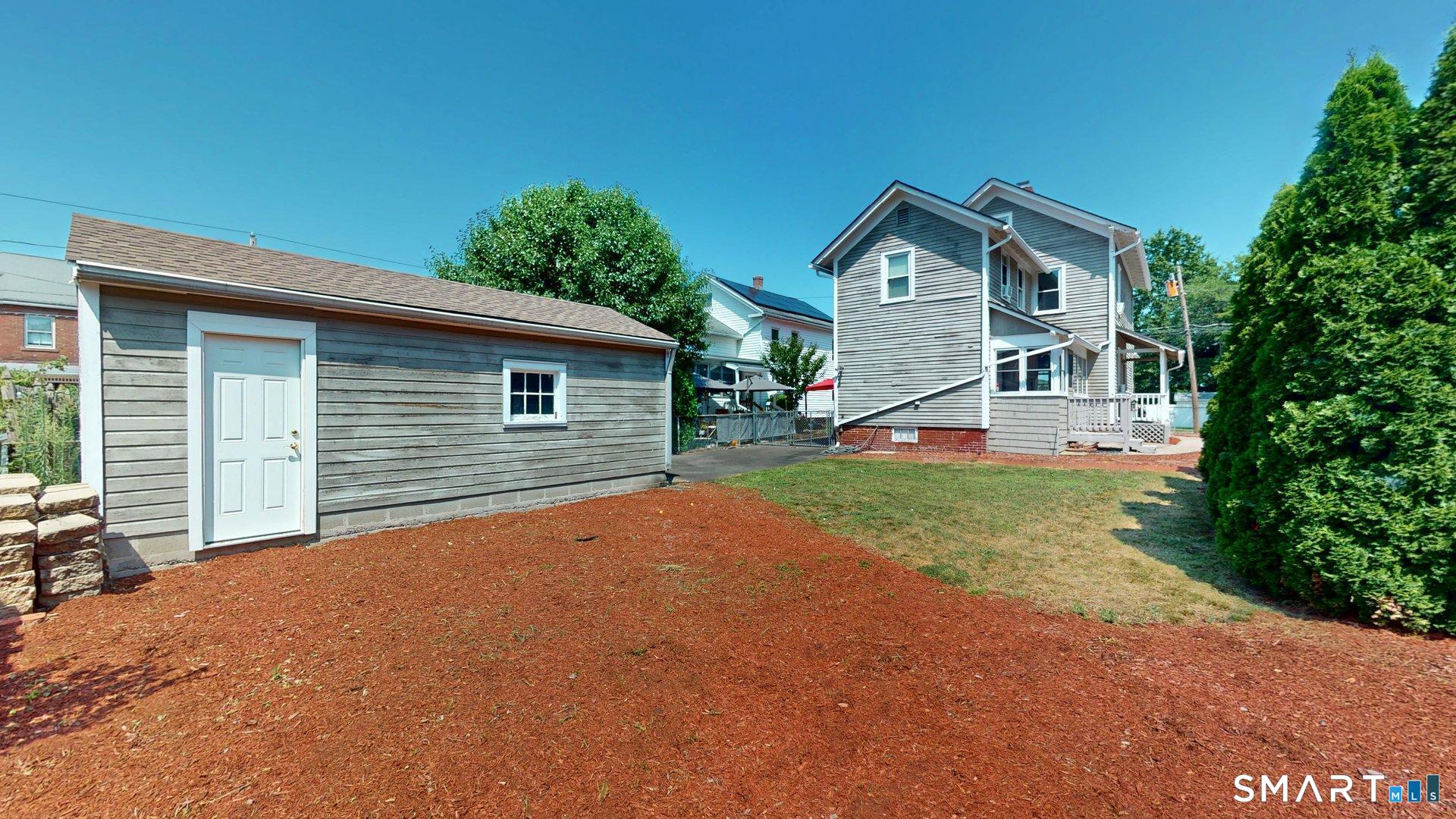 8 Chestnut Street photo 31