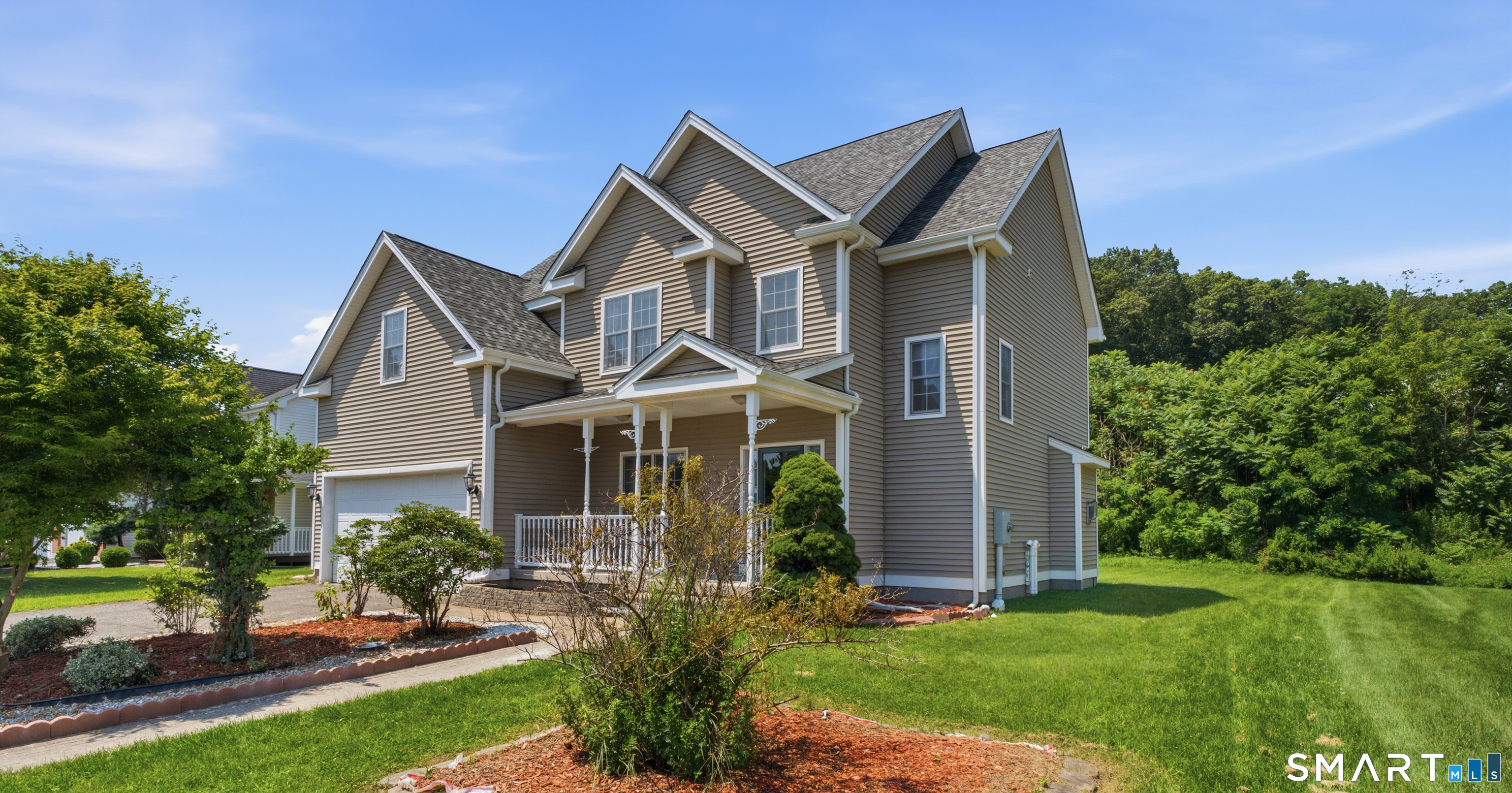 Featured Listing Photo