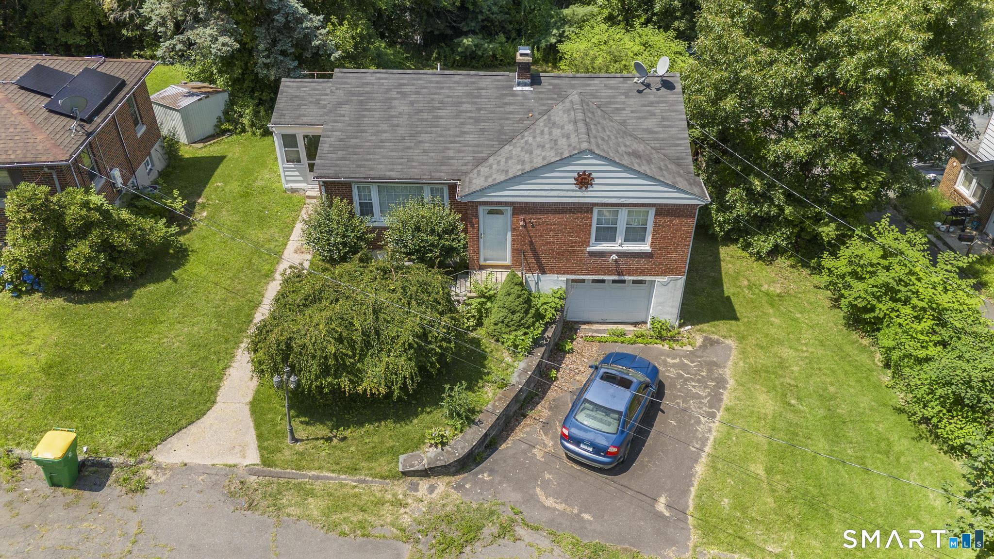 33 Garrassino Place photo 3
