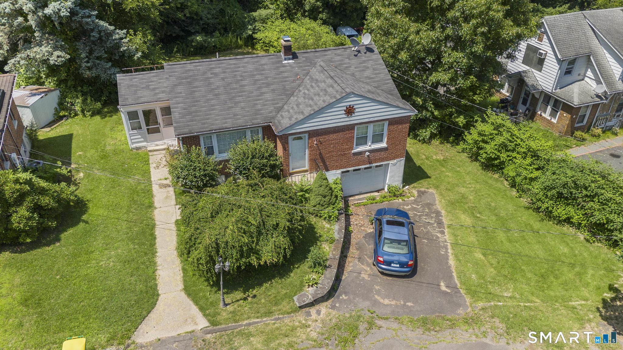 33 Garrassino Place photo 4