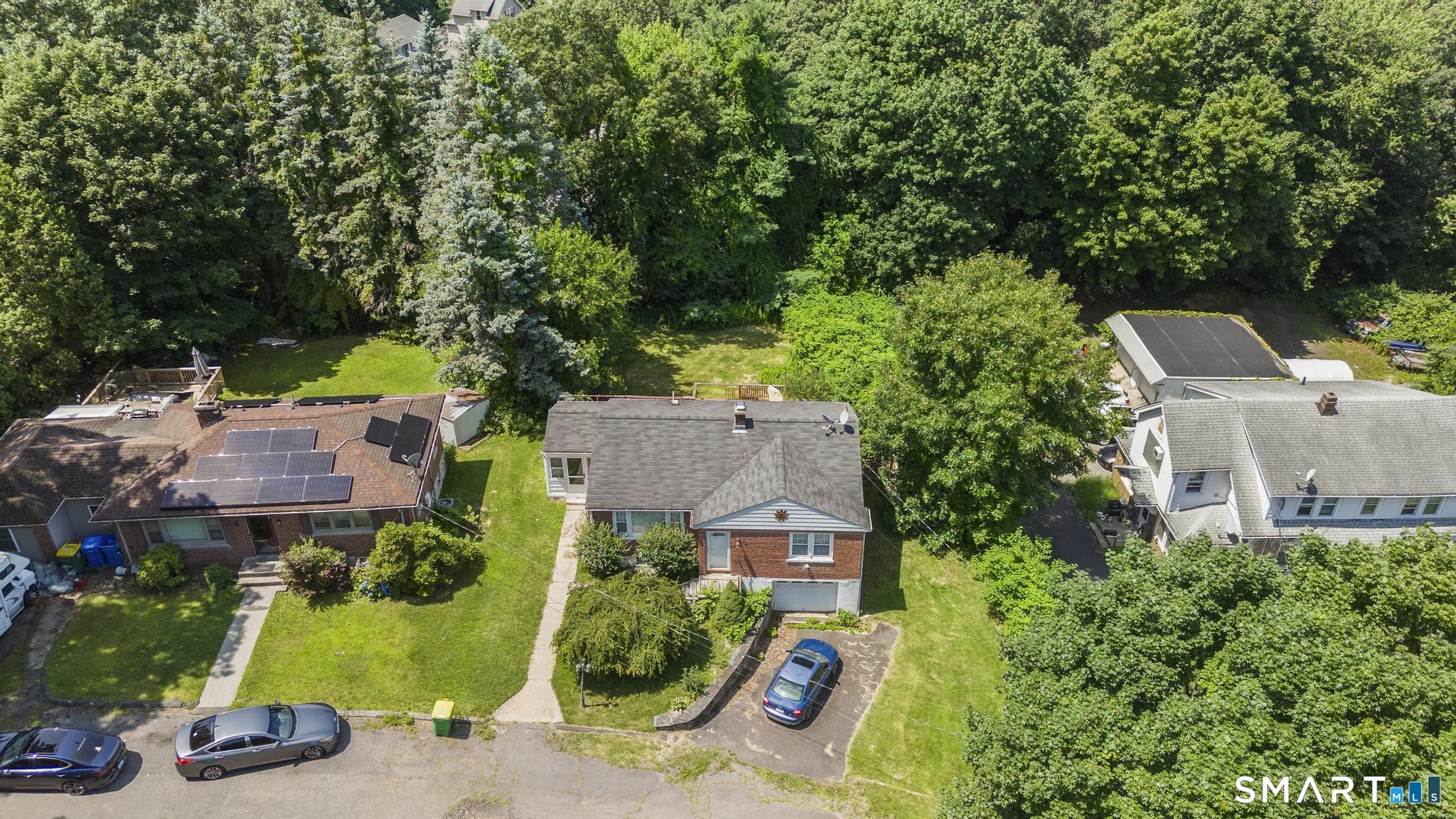 33 Garrassino Place photo 5