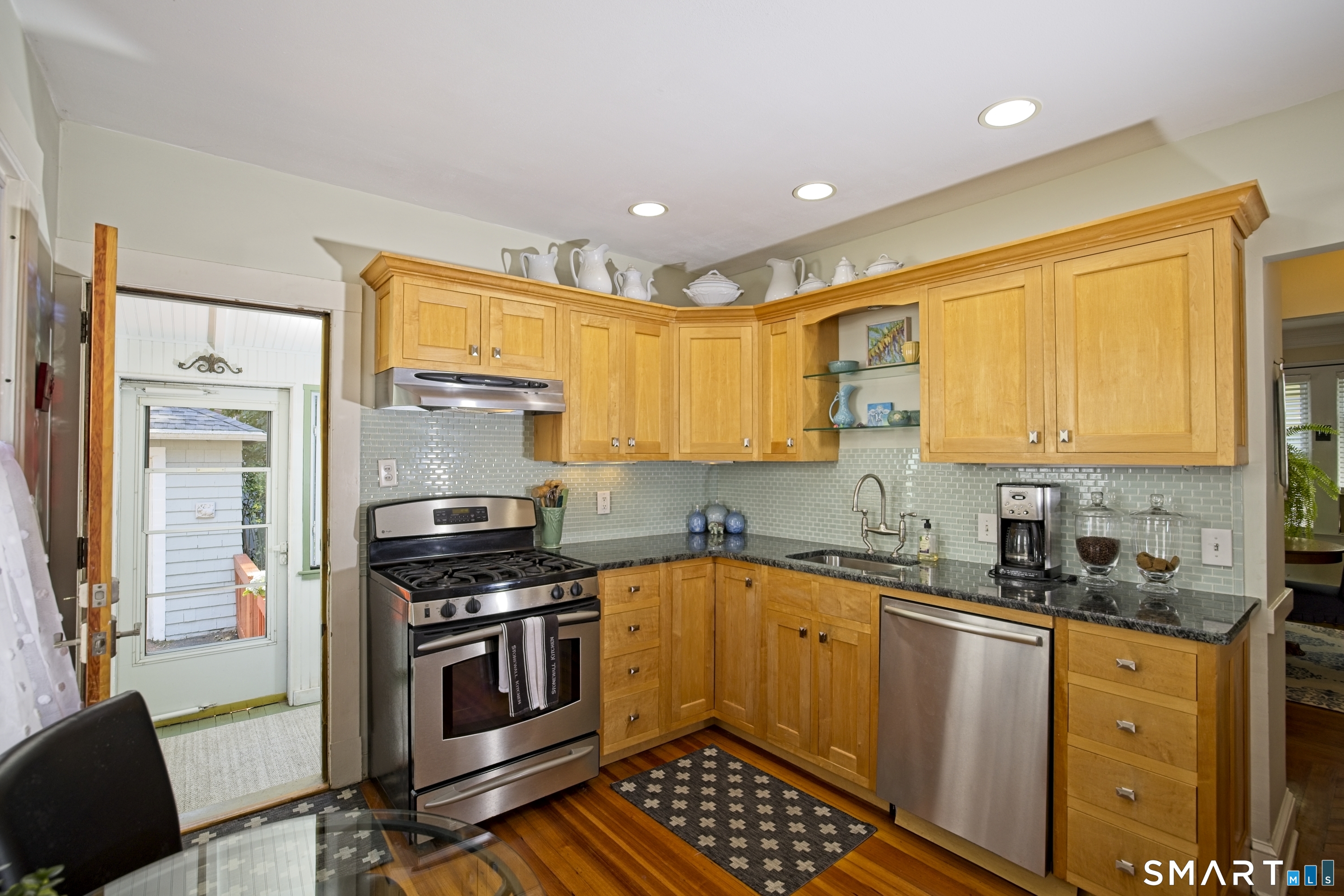 94 Lancaster Road photo 15