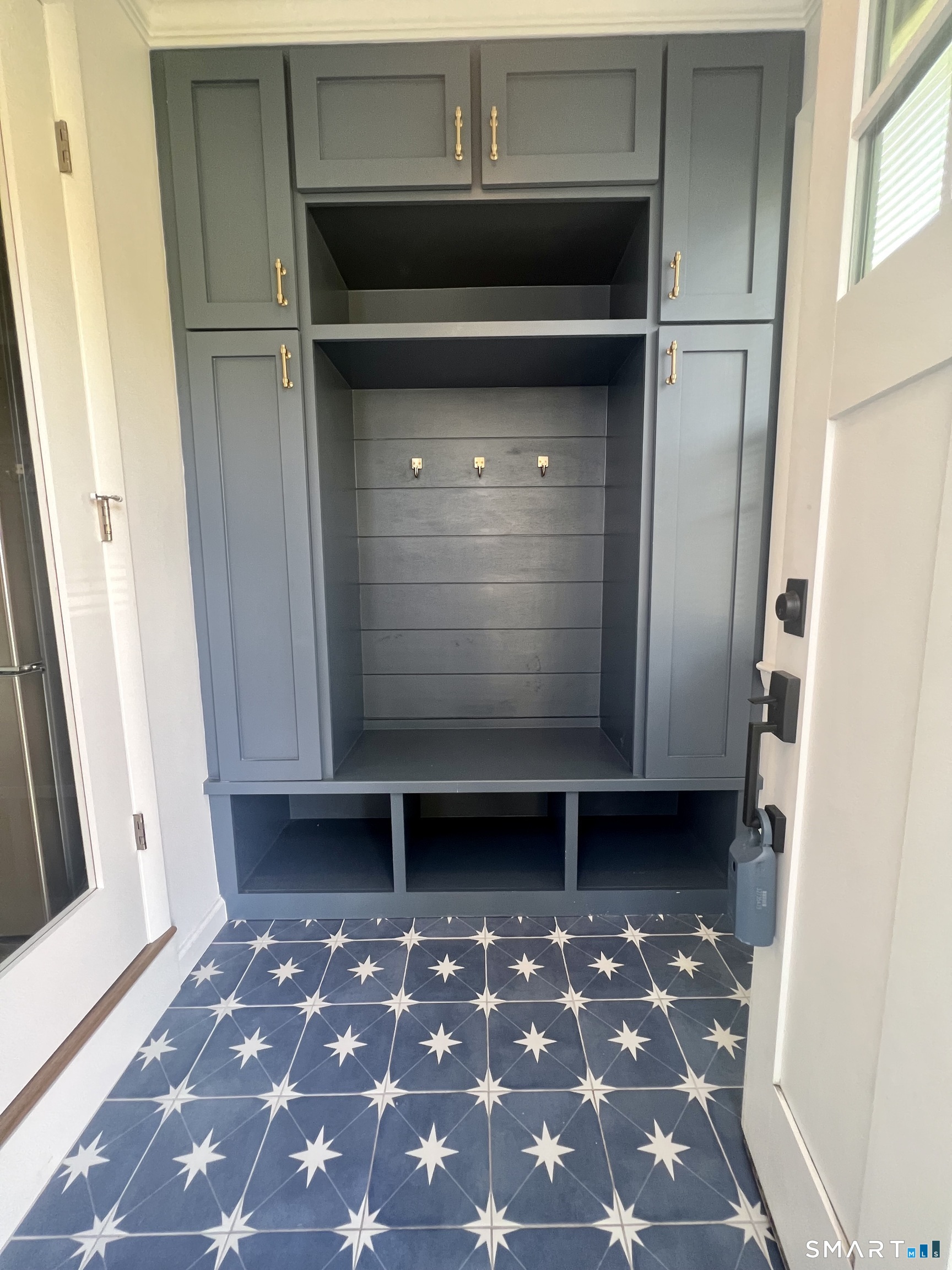 11 Tuller Road photo 3