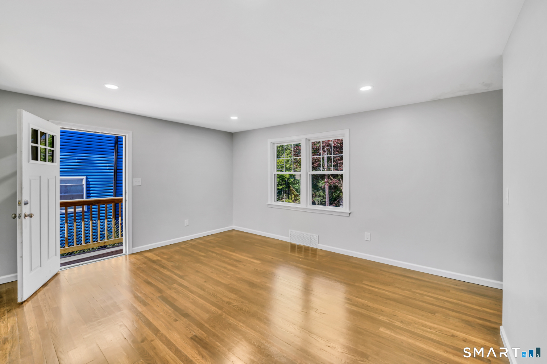210 Berkeley Avenue photo 3