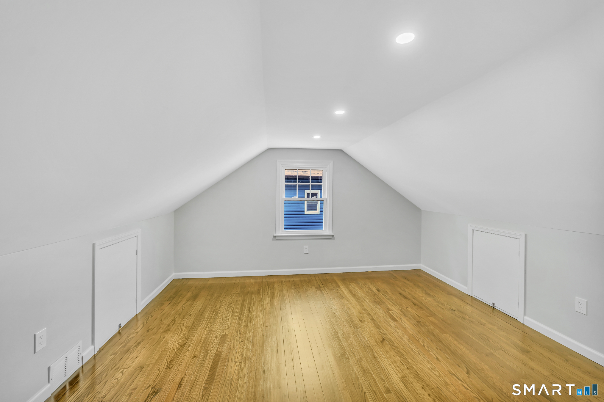 210 Berkeley Avenue photo 9