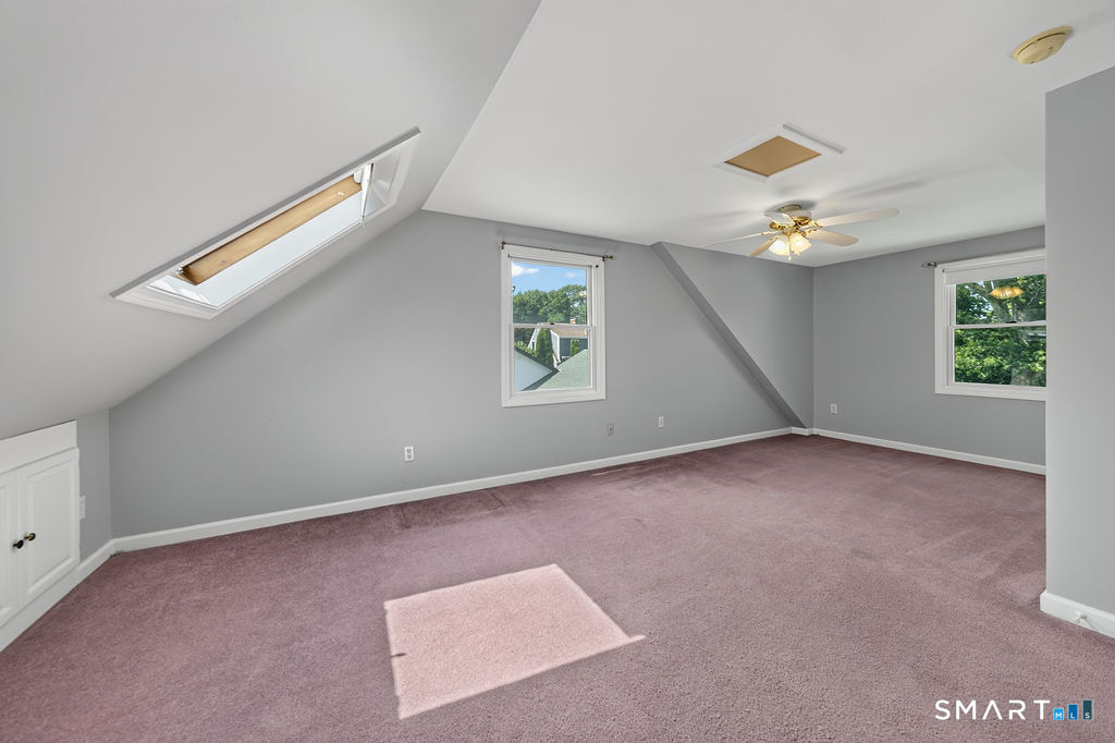 4 McKinnel Court photo 23