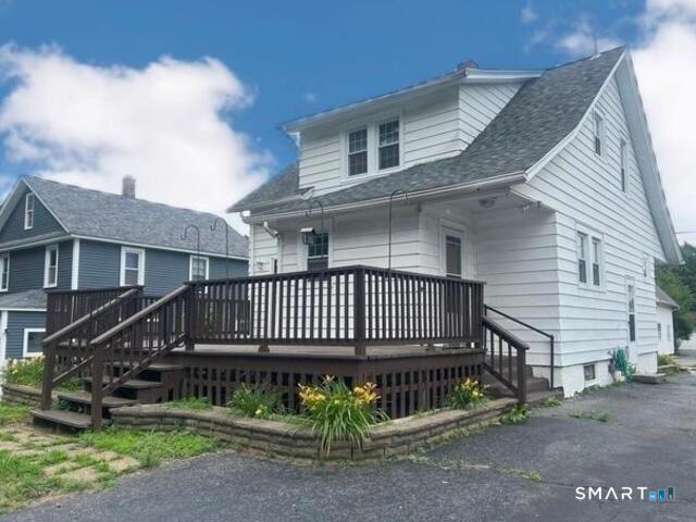 39 Geer Avenue photo 2