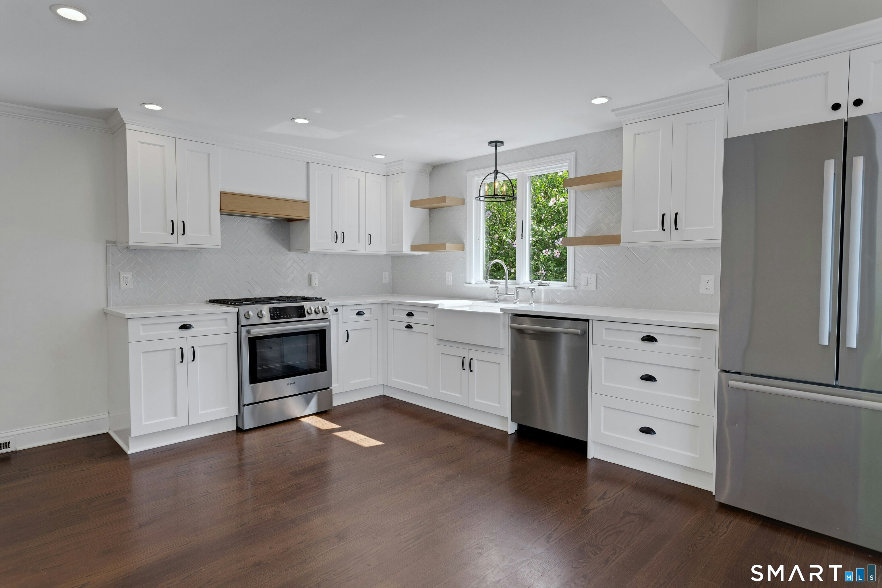 53 Wolfpit Avenue photo 10