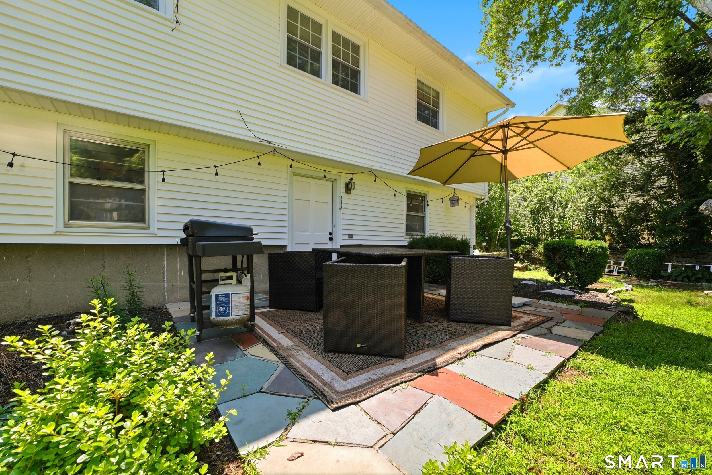 110 Ruby Lane photo 31