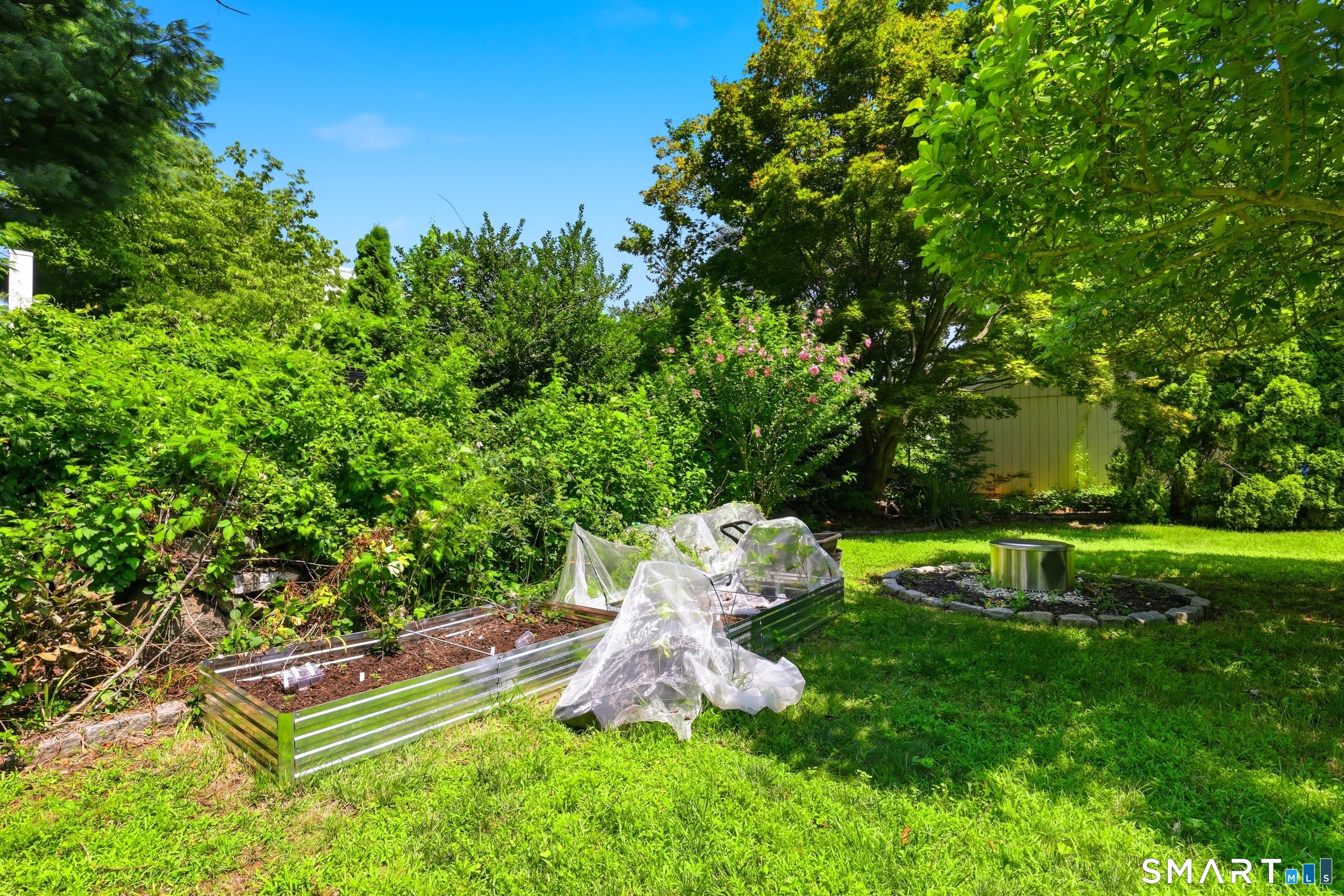 110 Ruby Lane photo 34