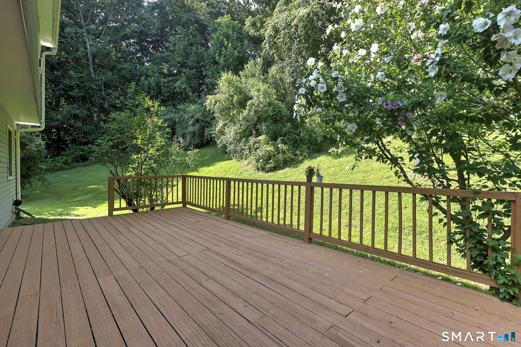 8 Brookview Lane photo 4