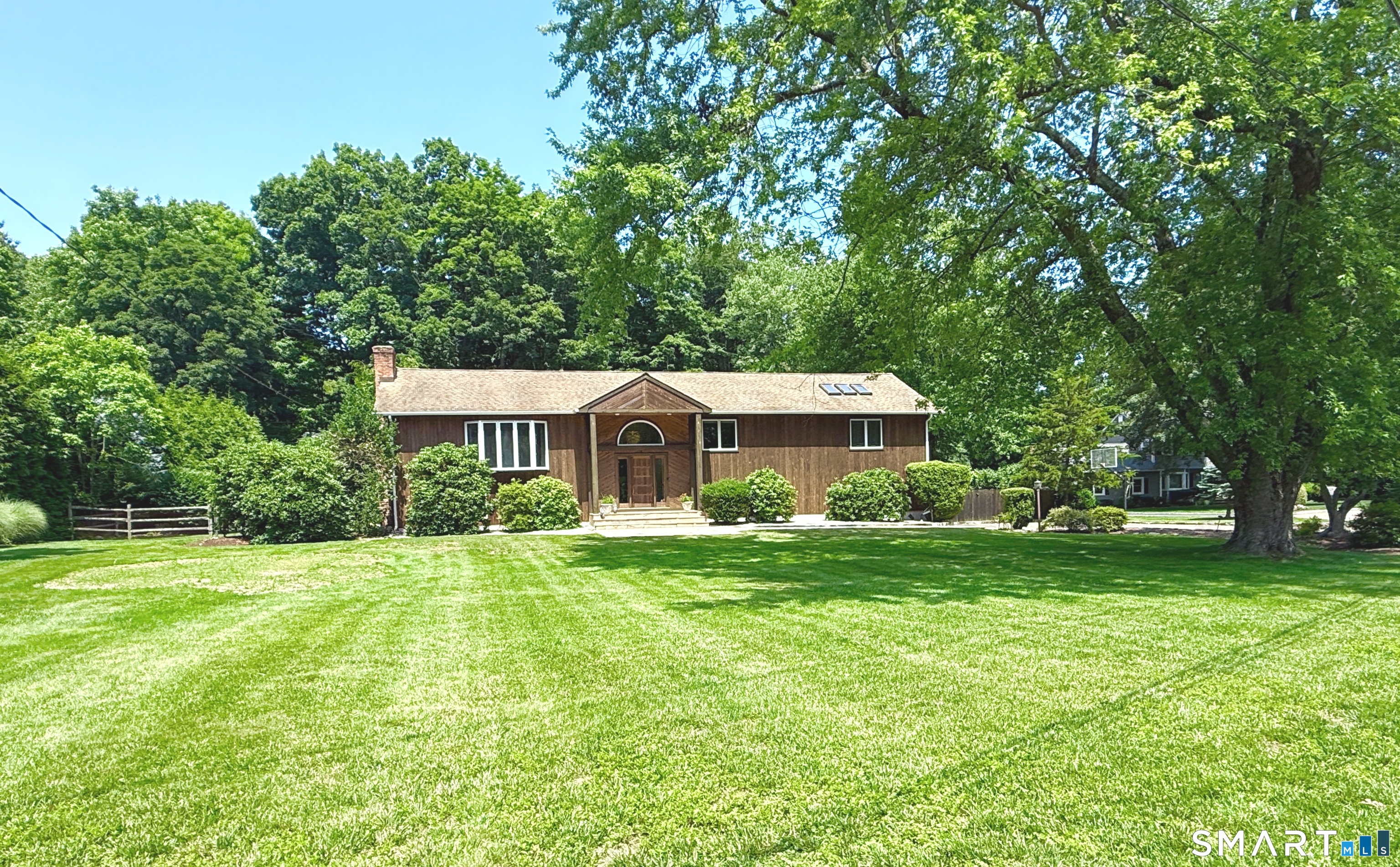 3 Susan Court, Norwalk, Connecticut 06851