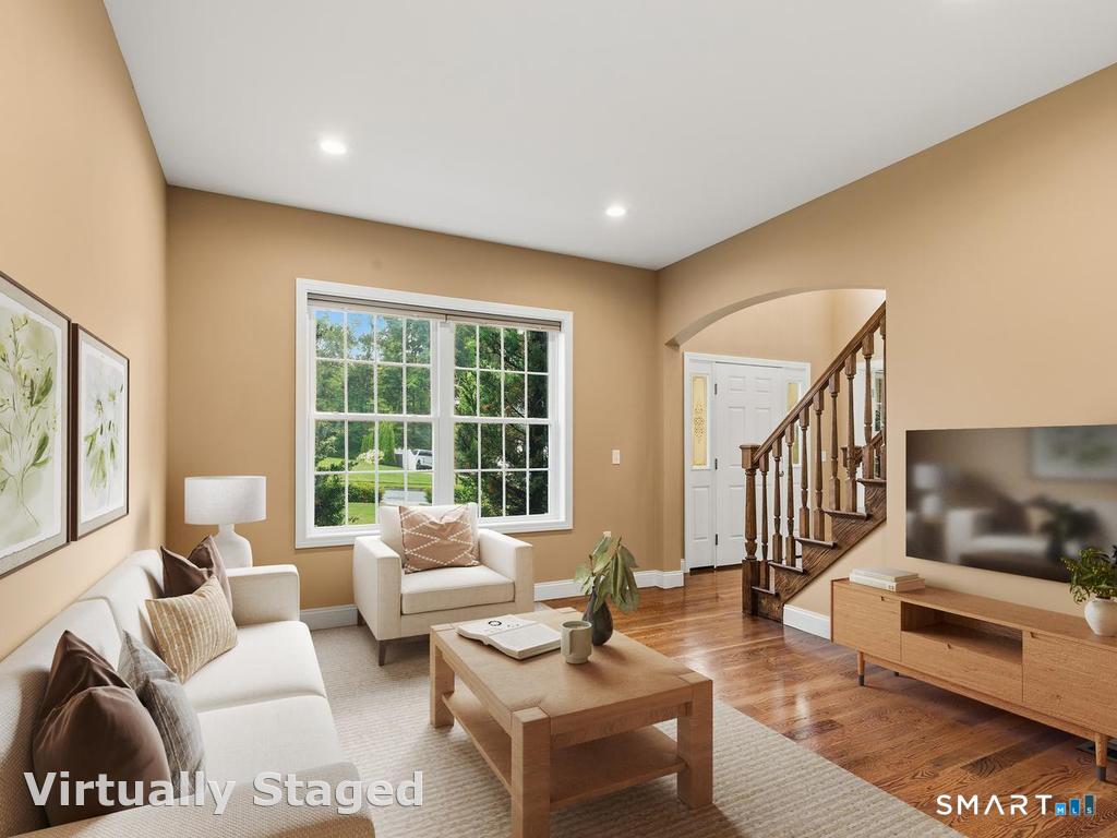 114 Steeplechase Drive photo 13