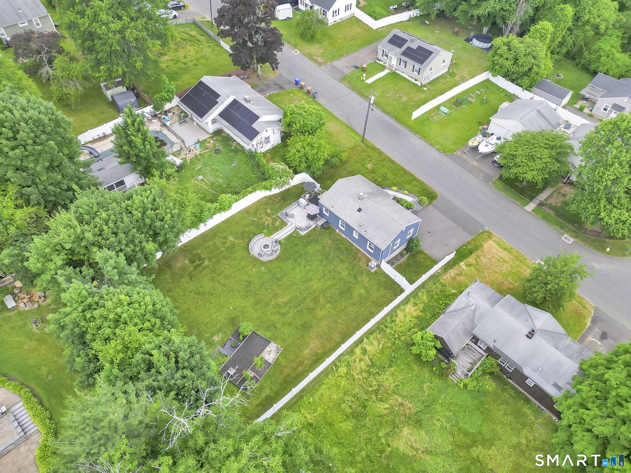14 Claremont Avenue photo 37