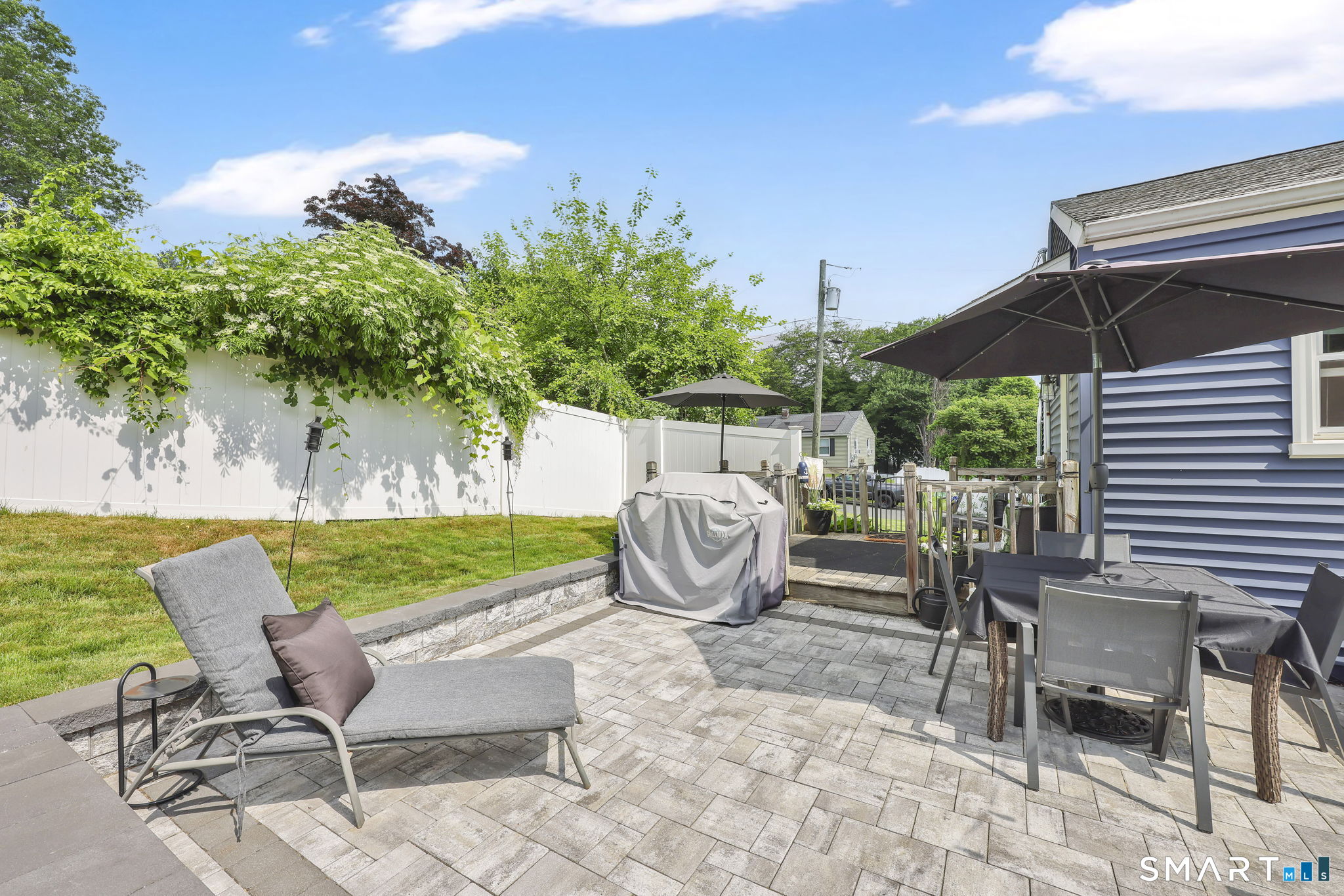 14 Claremont Avenue photo 30