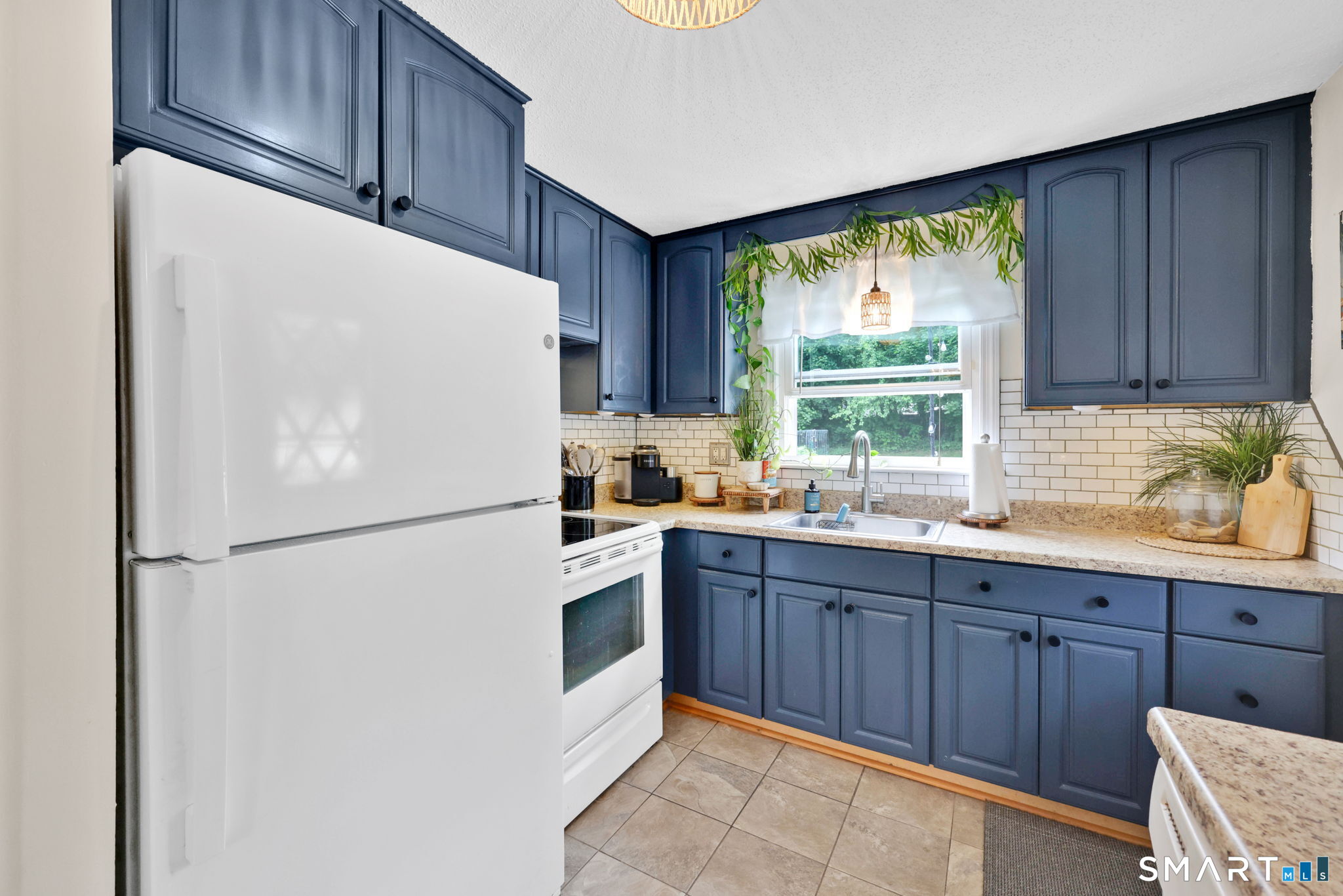 14 Claremont Avenue photo 11