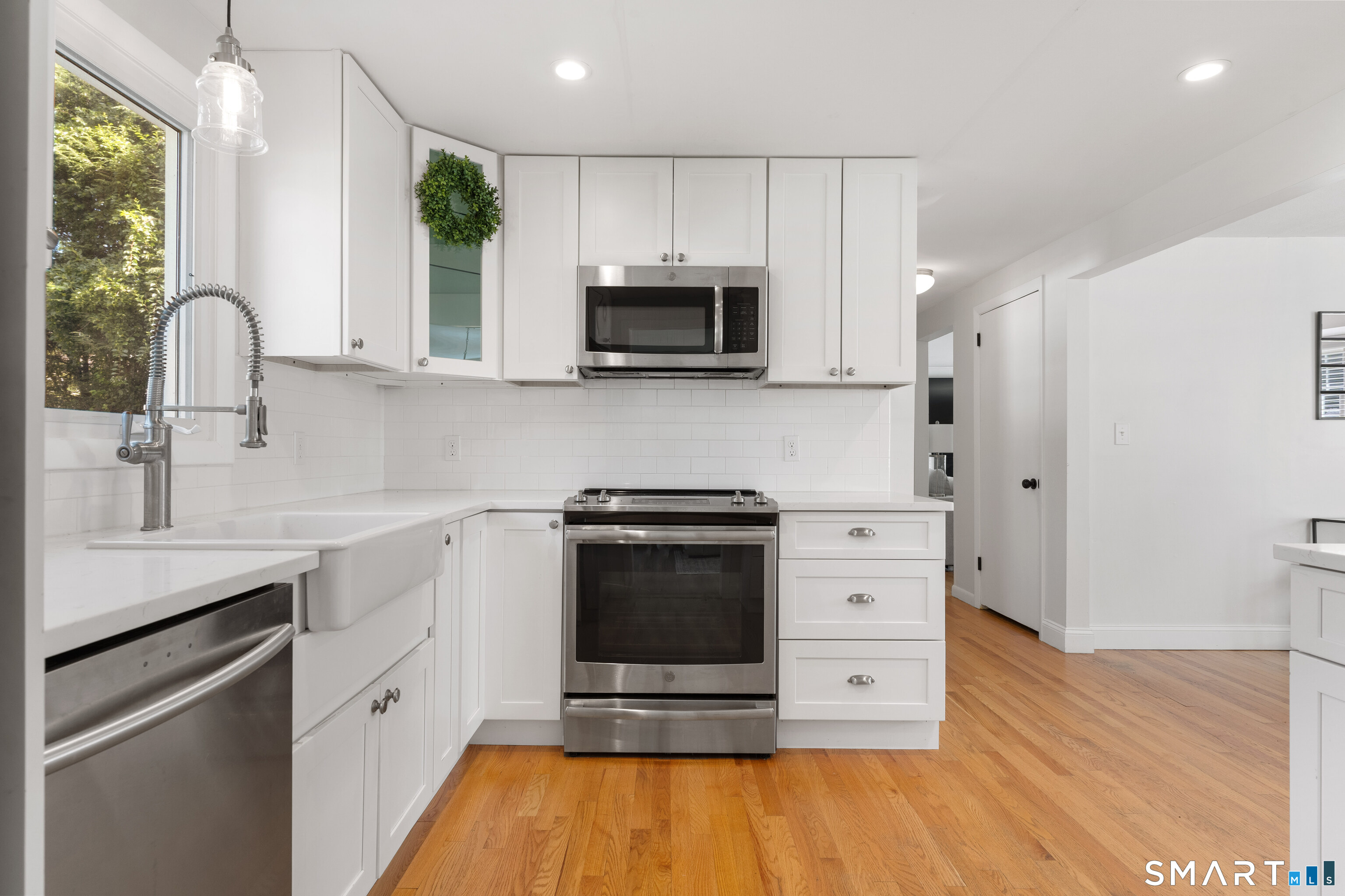 133 Alma Drive photo 10