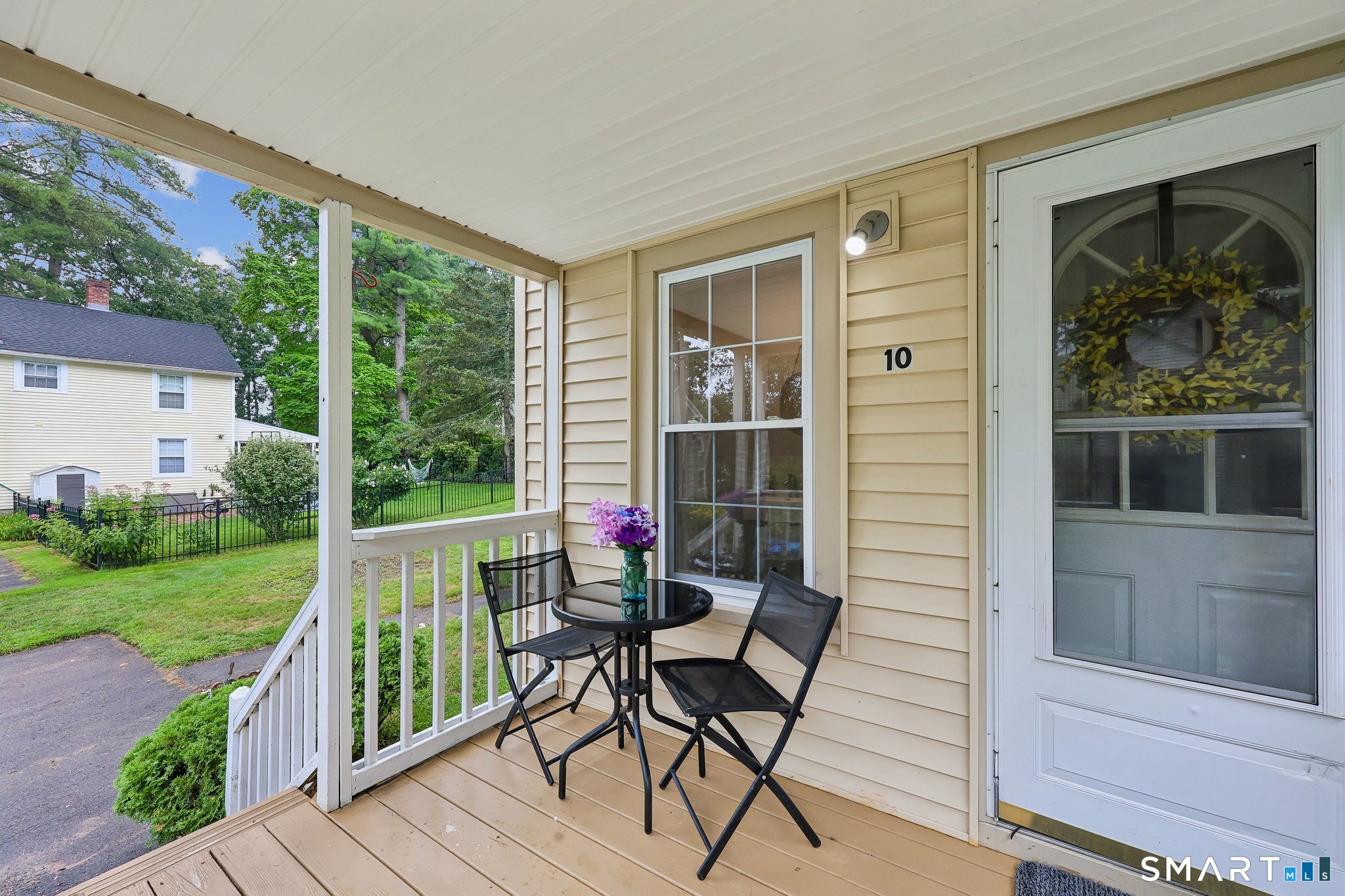 1st image of 10 Middle Ln, Simsbury, CT 06070 | MLS# 24192623