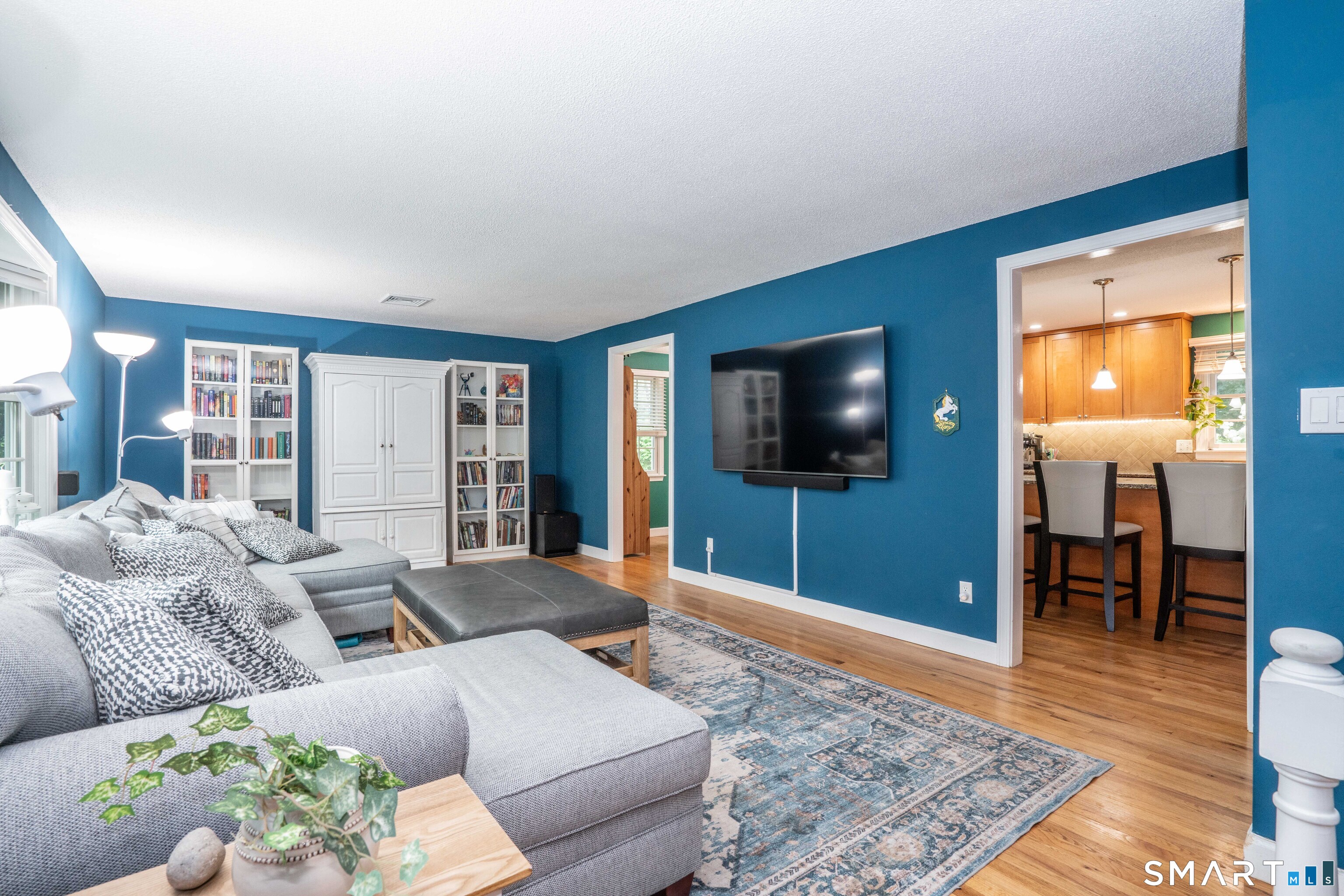 3rd image of 20 Munnisunk Dr, Simsbury, CT 06070 | MLS# 24195117
