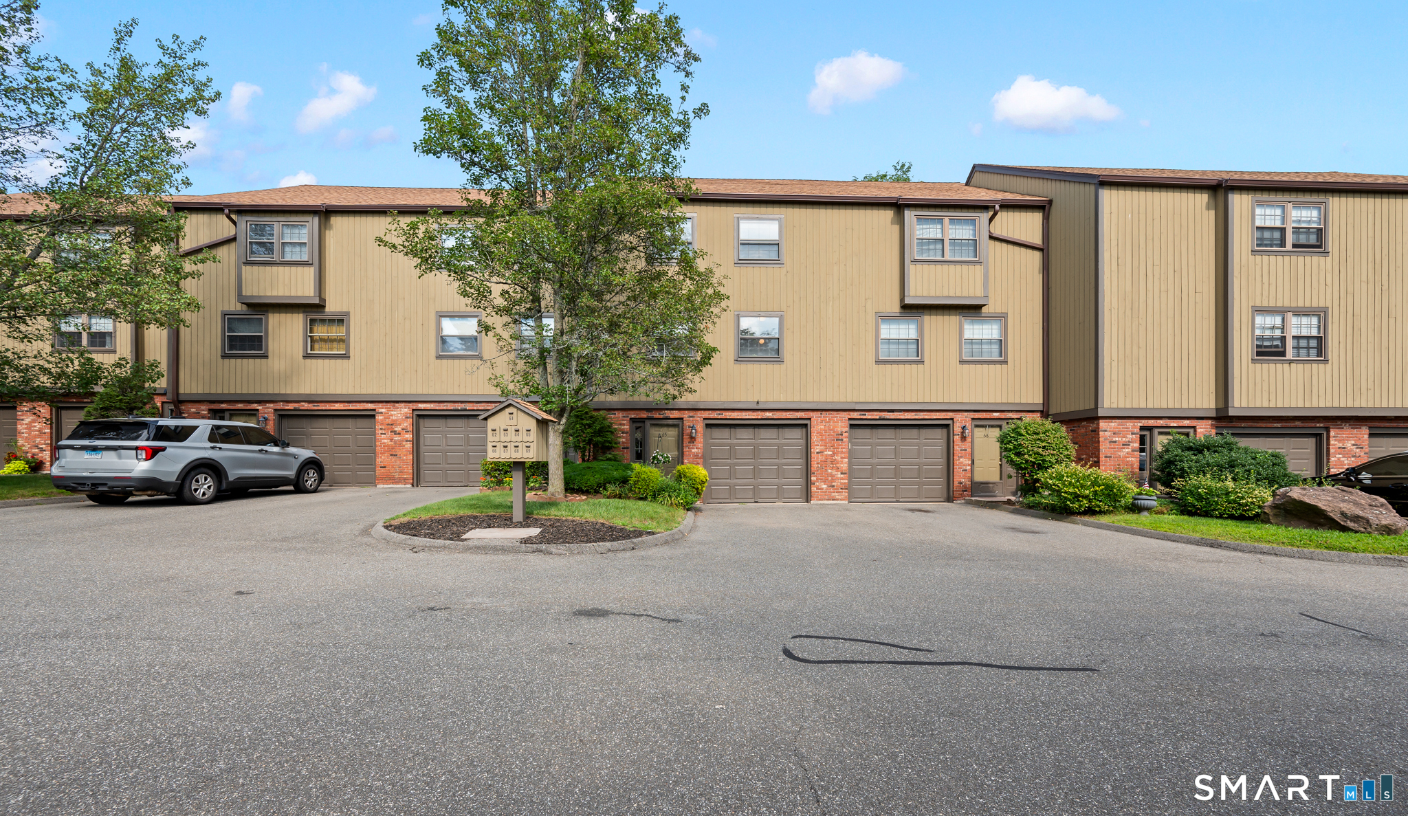 2nd image of 65 Mattabasset Dr #65, Meriden, CT 06450 | MLS# 24195208