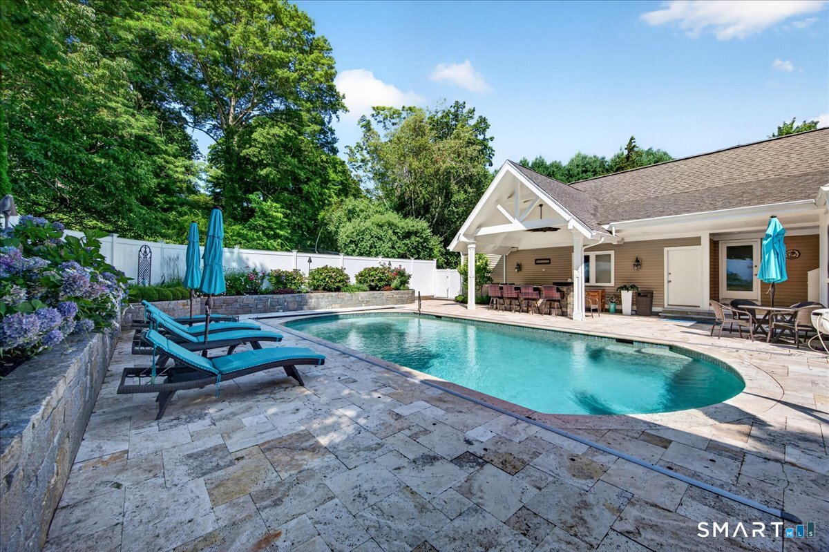 409 River Road photo 34