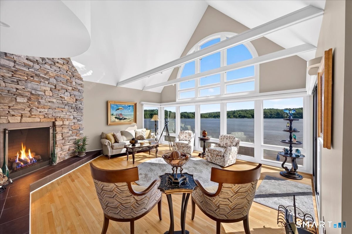 409 River Road photo 7