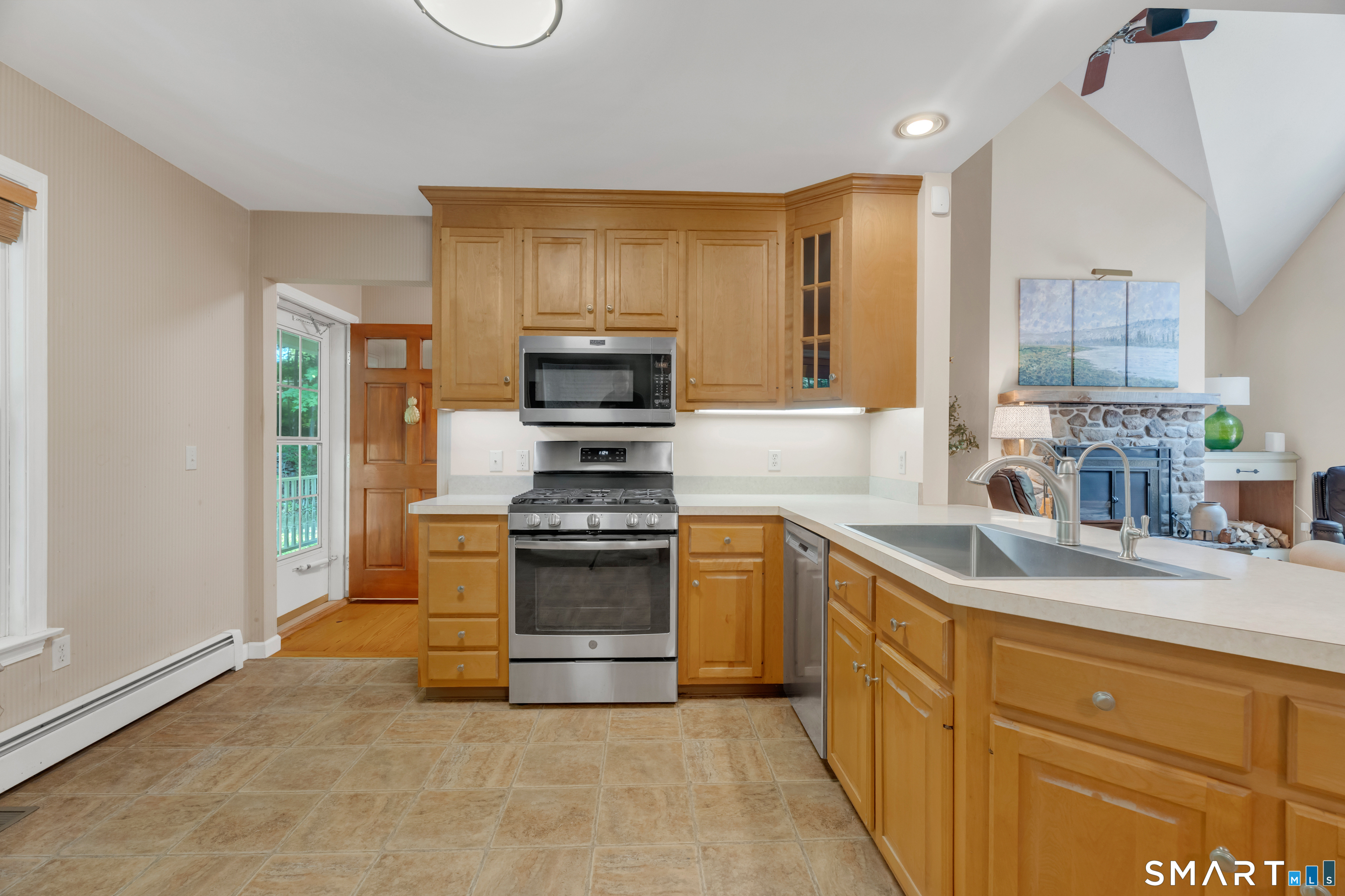 92 Clark Hill Road photo 11